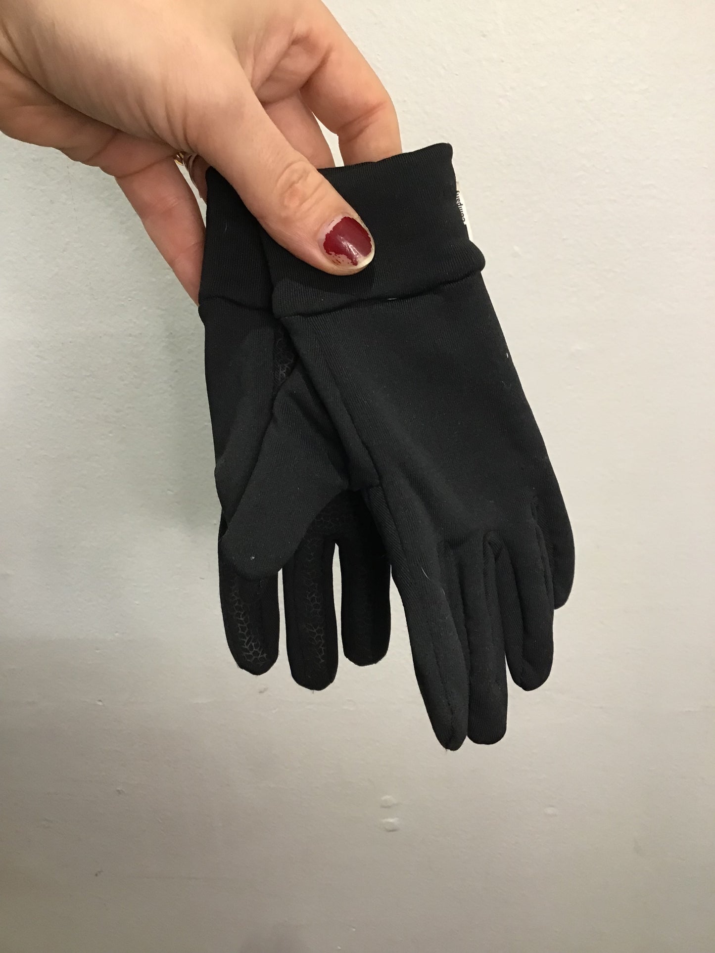 MEC black gloves 4-5y C