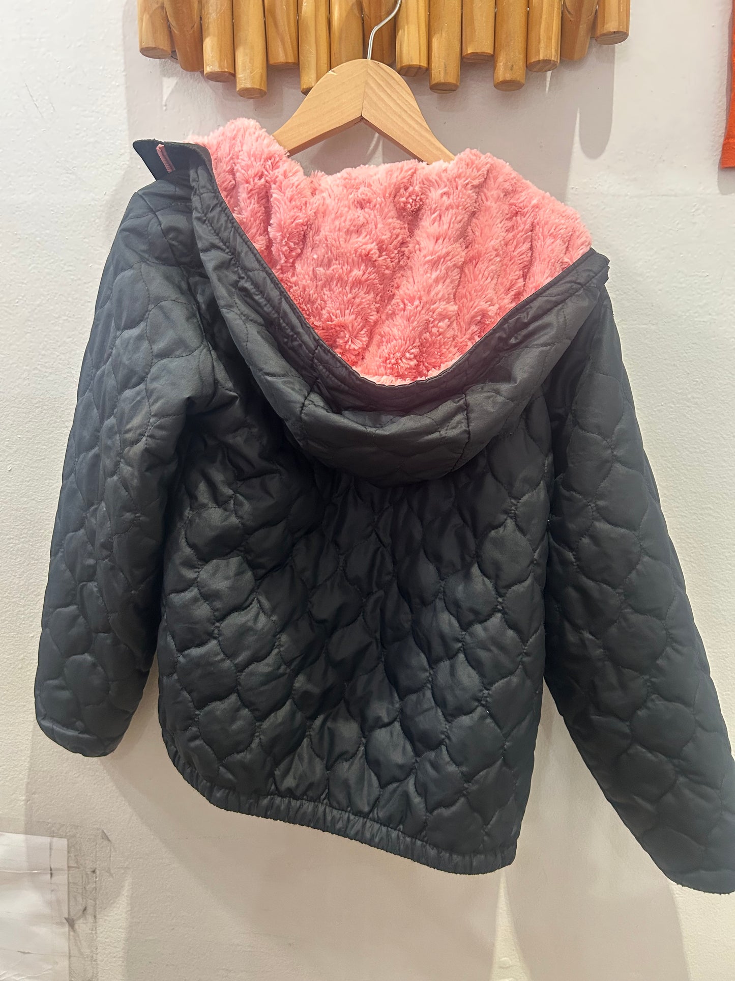 Columbia black and pink mid-season jacket 7-8y