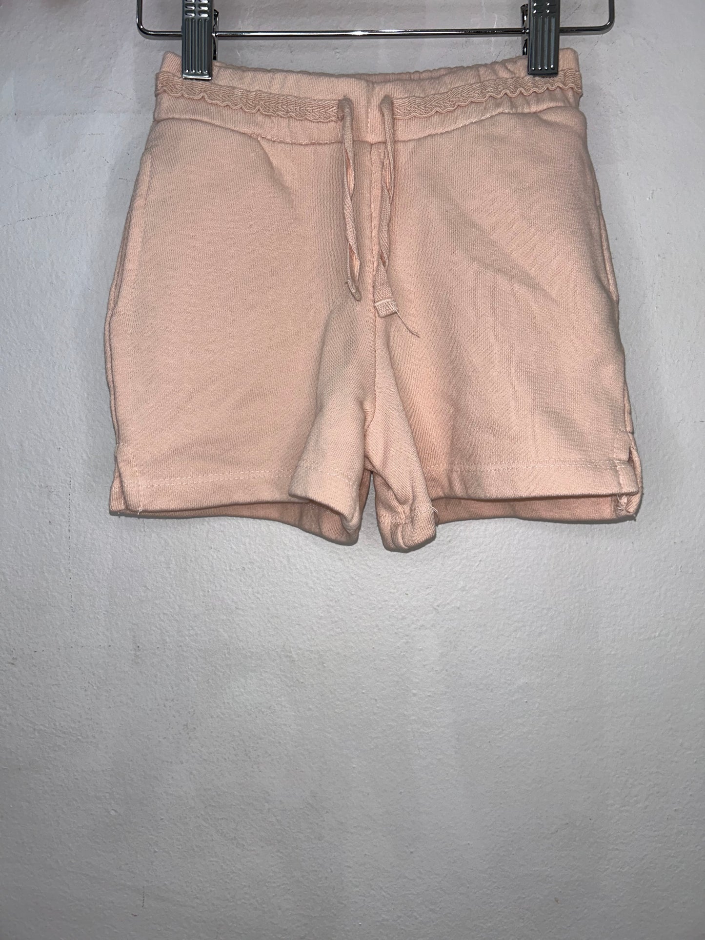 Light peach shorts 18-24m