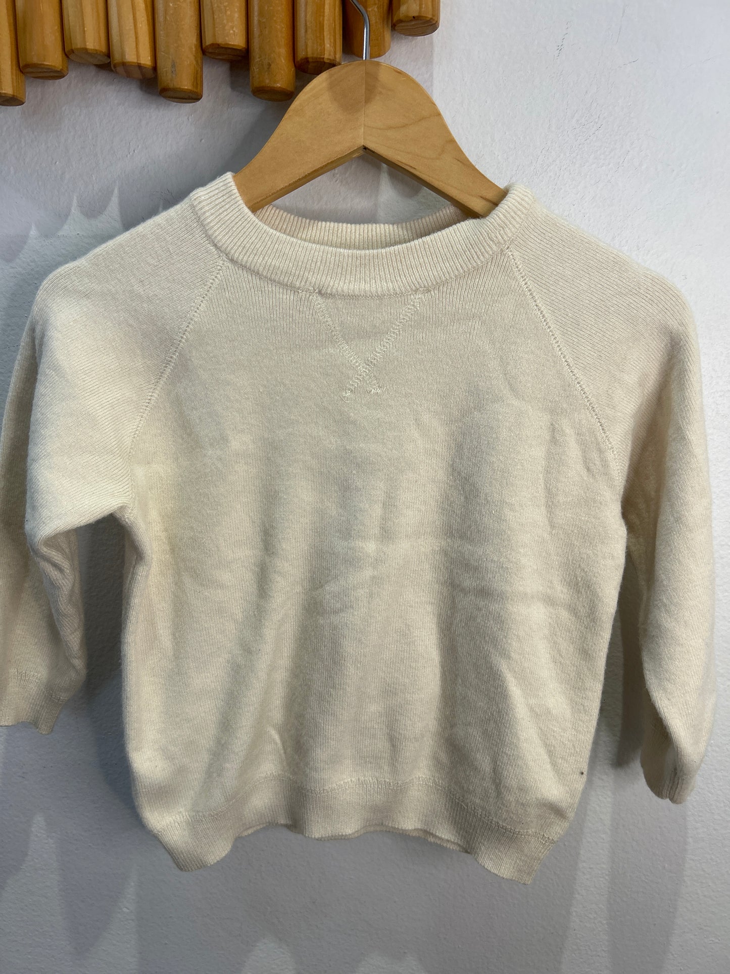 Cream soft sweater 2-3y