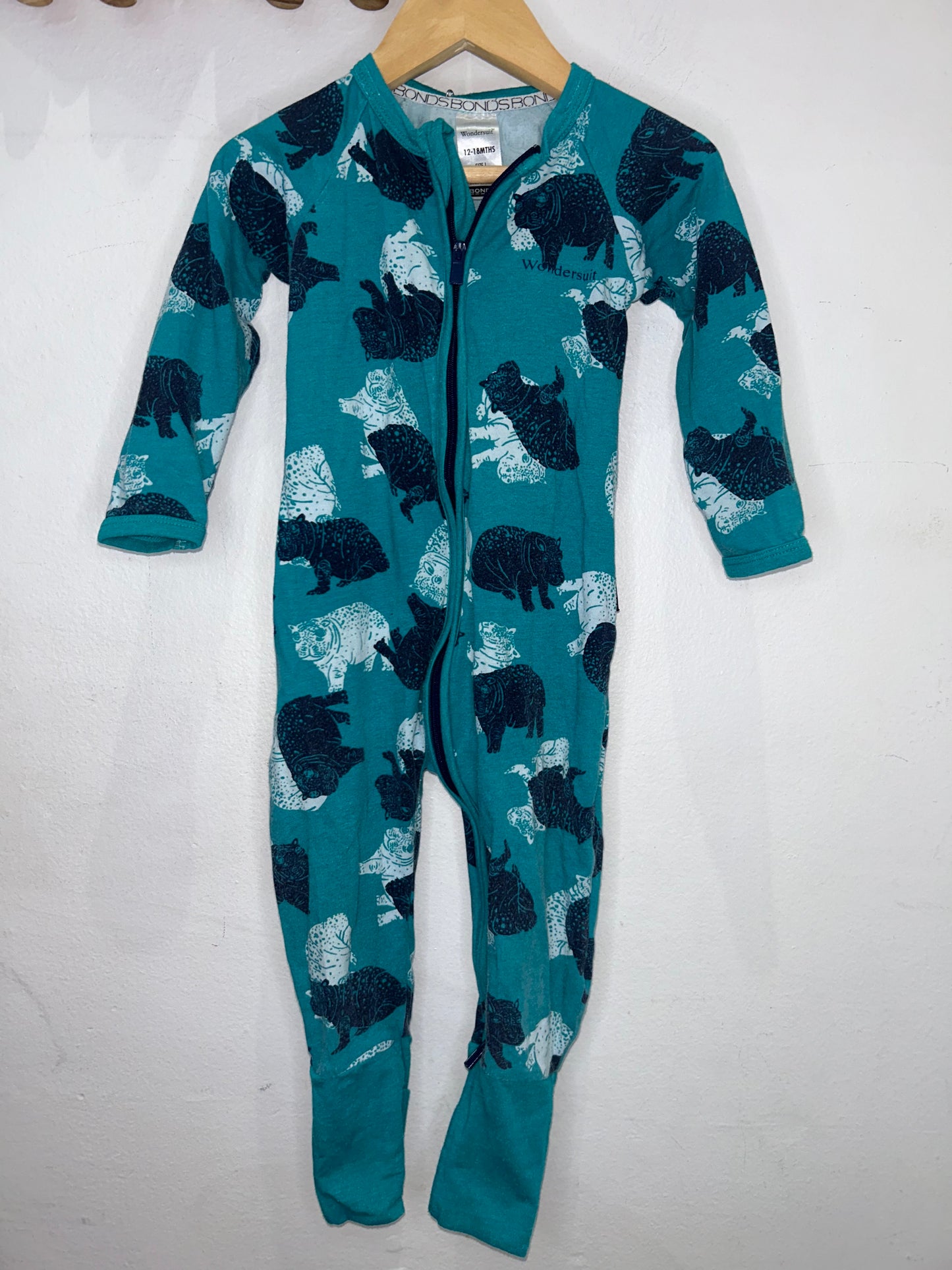 Bonds hippo wondersuit 12-18m