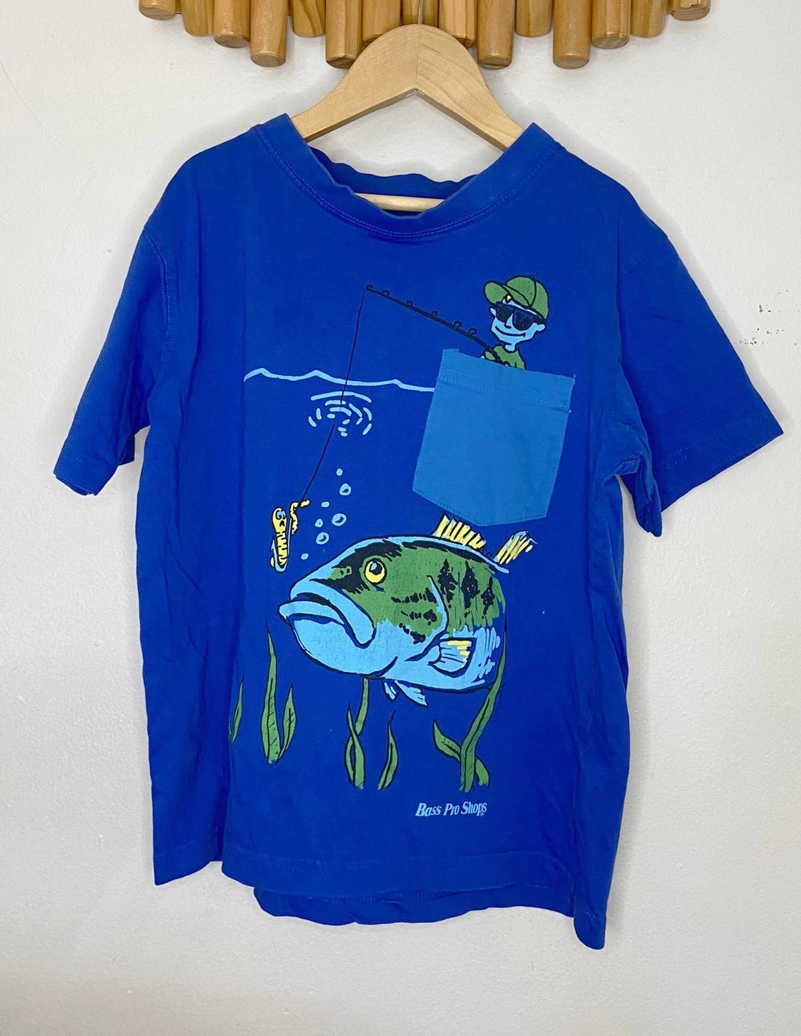 Bass Pro fishing tee 8y