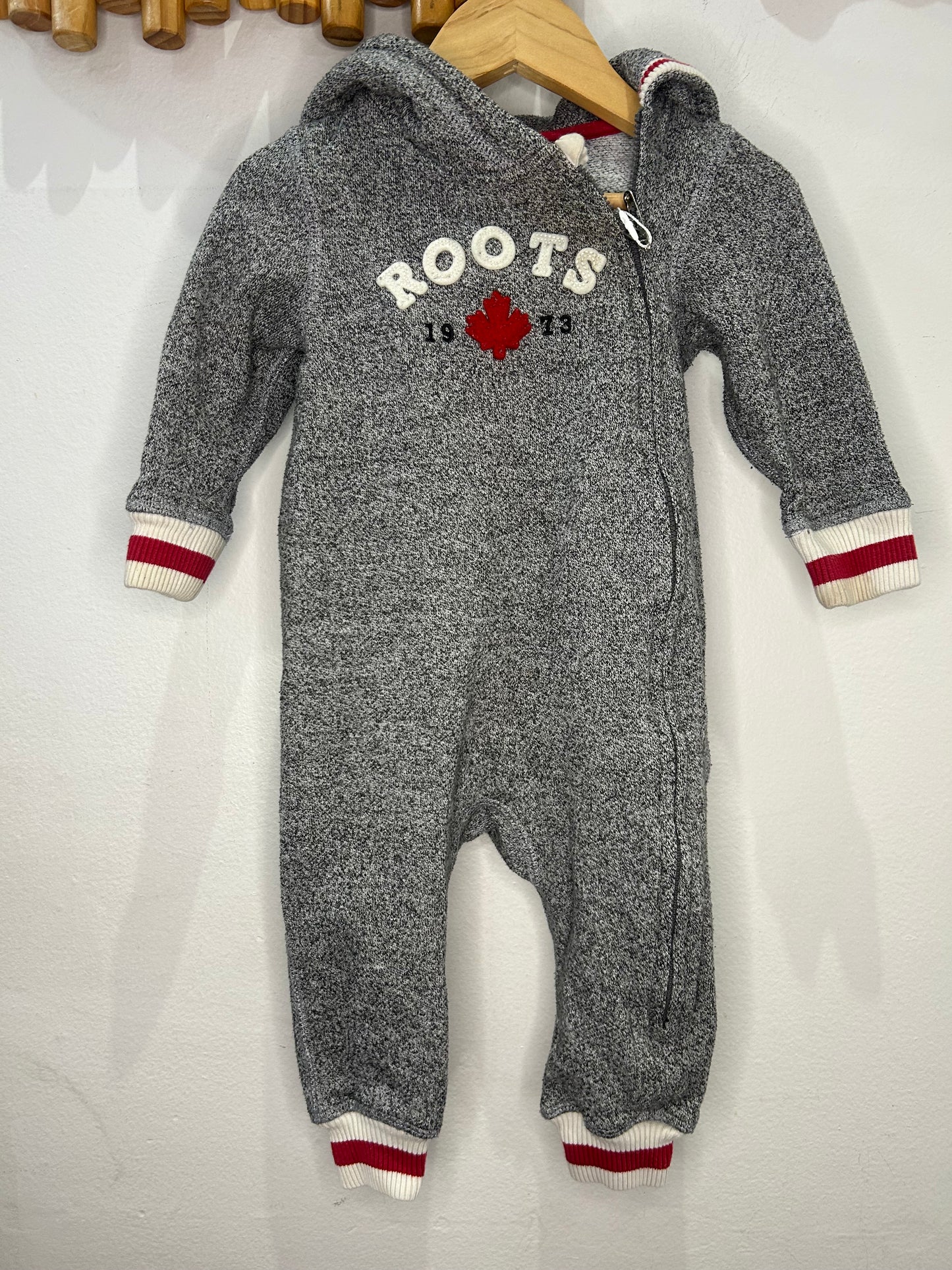 Roots cabin romper 6-12m*