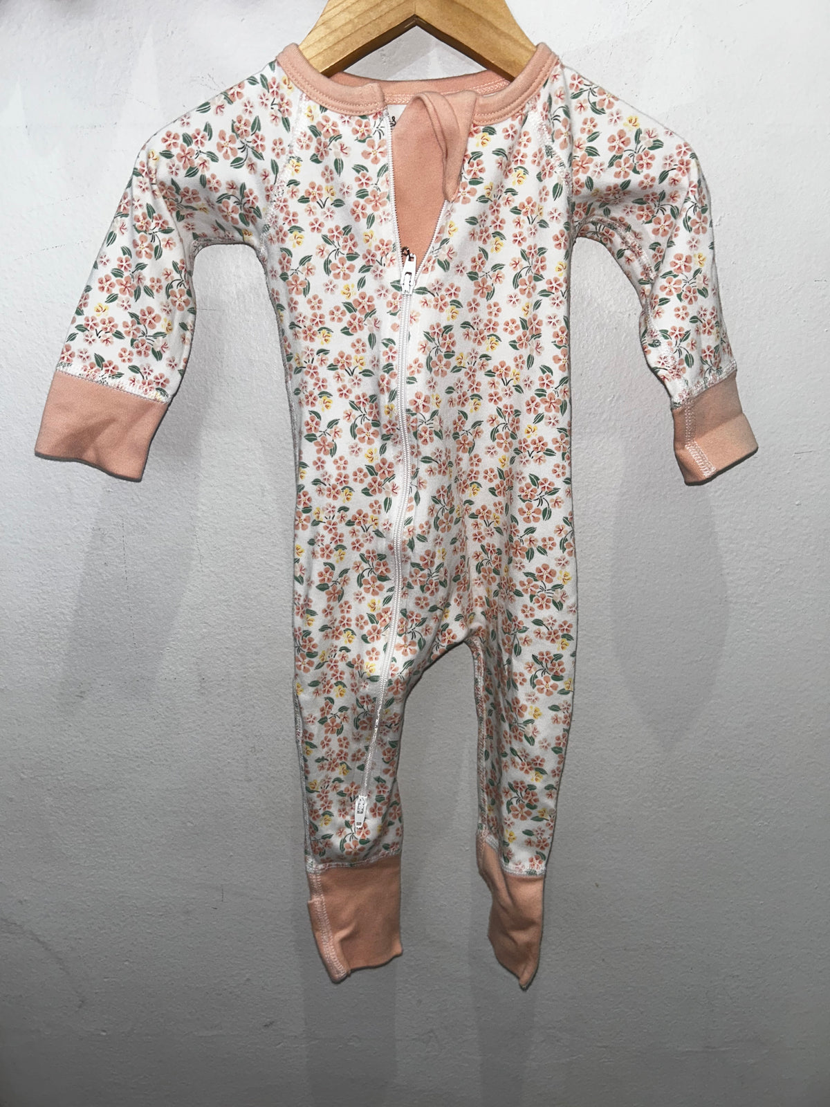 Sapling organic peach floral sleeper 0-3m