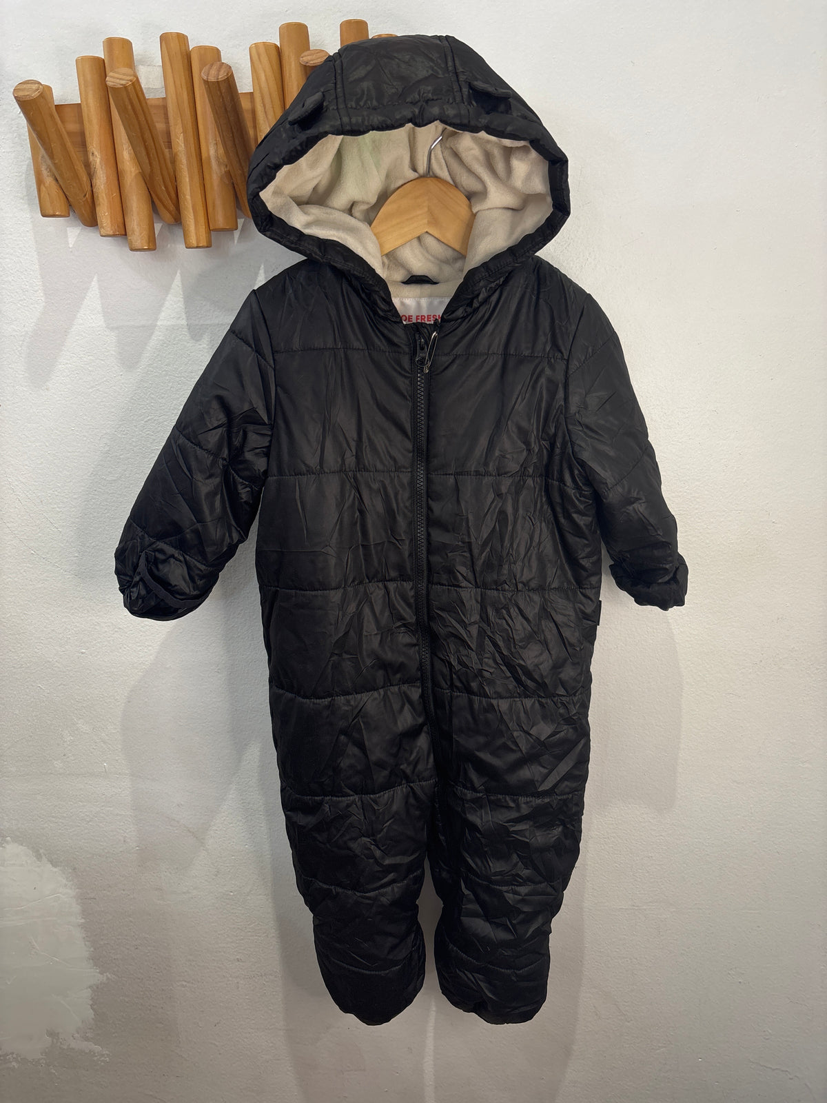 Black basic snowsuit 18-24m