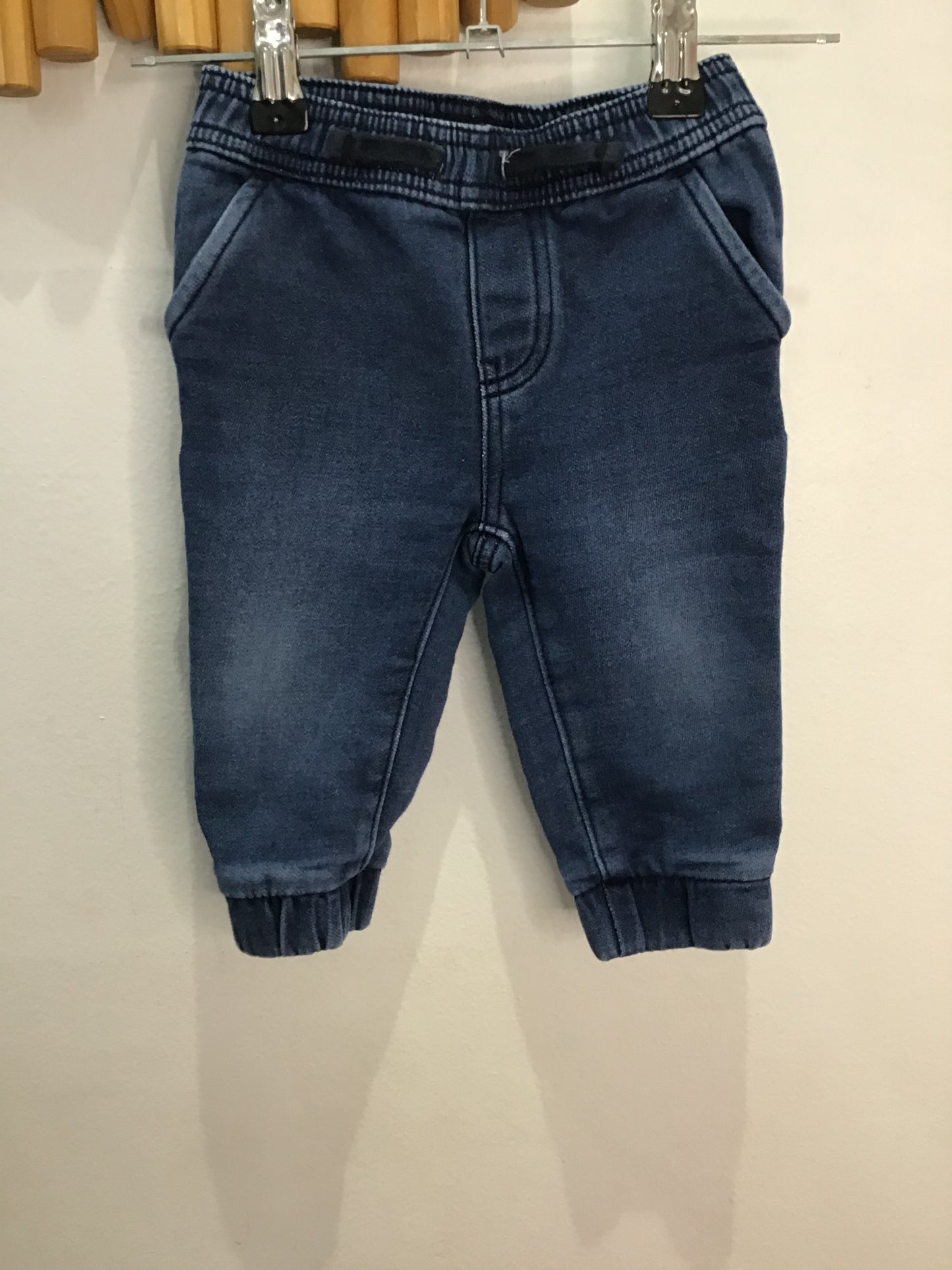 Stretchy jogger jeans 6-12m