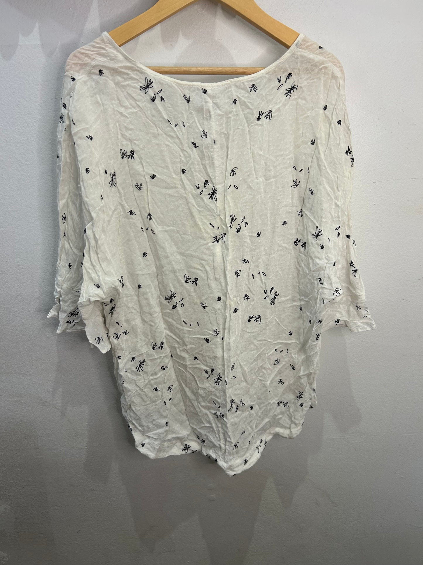 Girlfriend collective leaves blouse - adultS