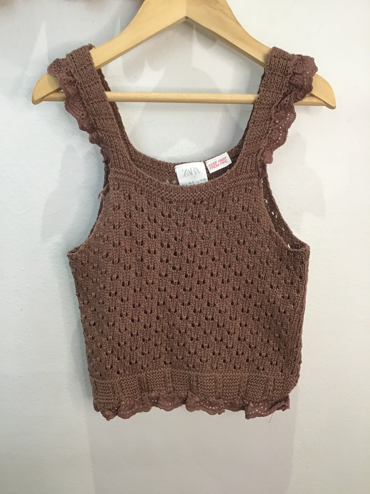 Brown crochet tanktop 4-5y