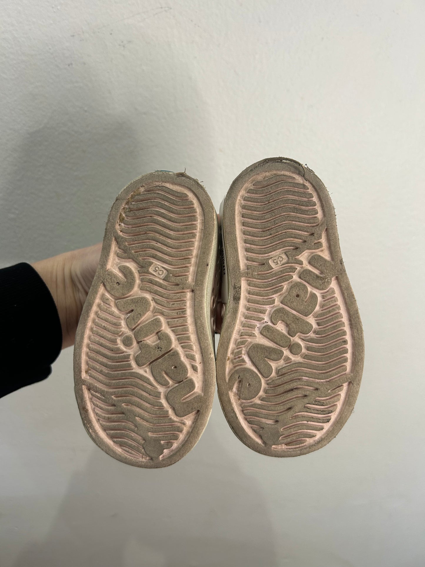 C5 light pink Natives