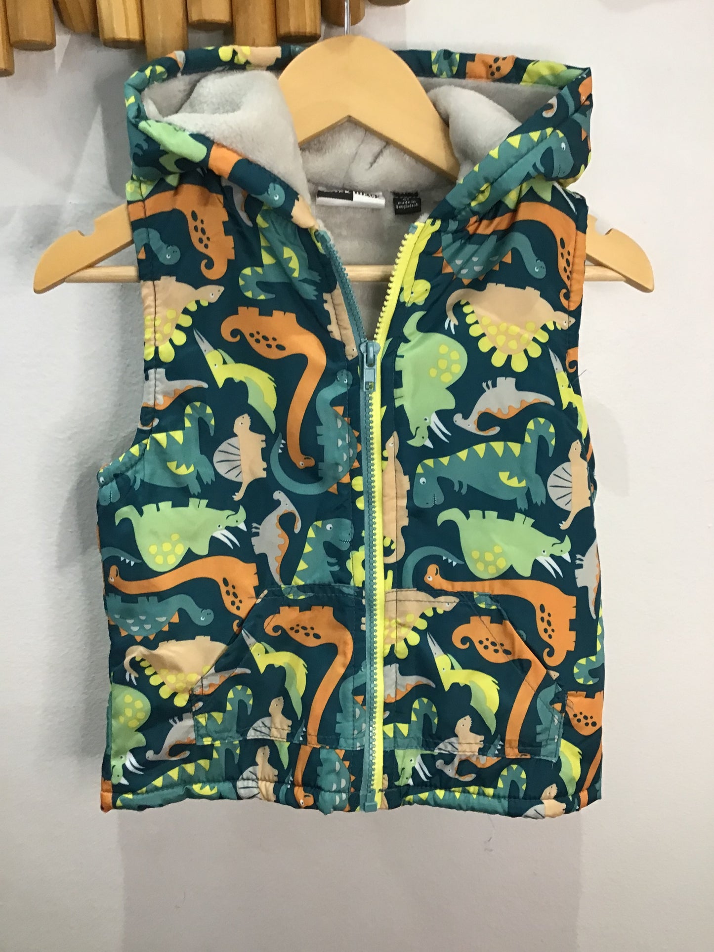 Vest furry lined dinos 4y