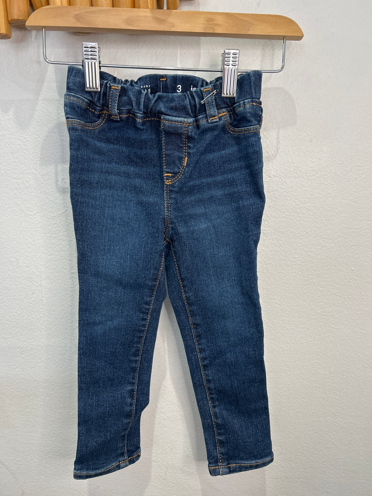 Dark wash jeggings 3y