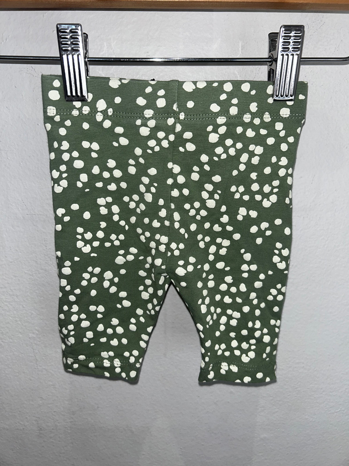 Green crop leggings 3-6m