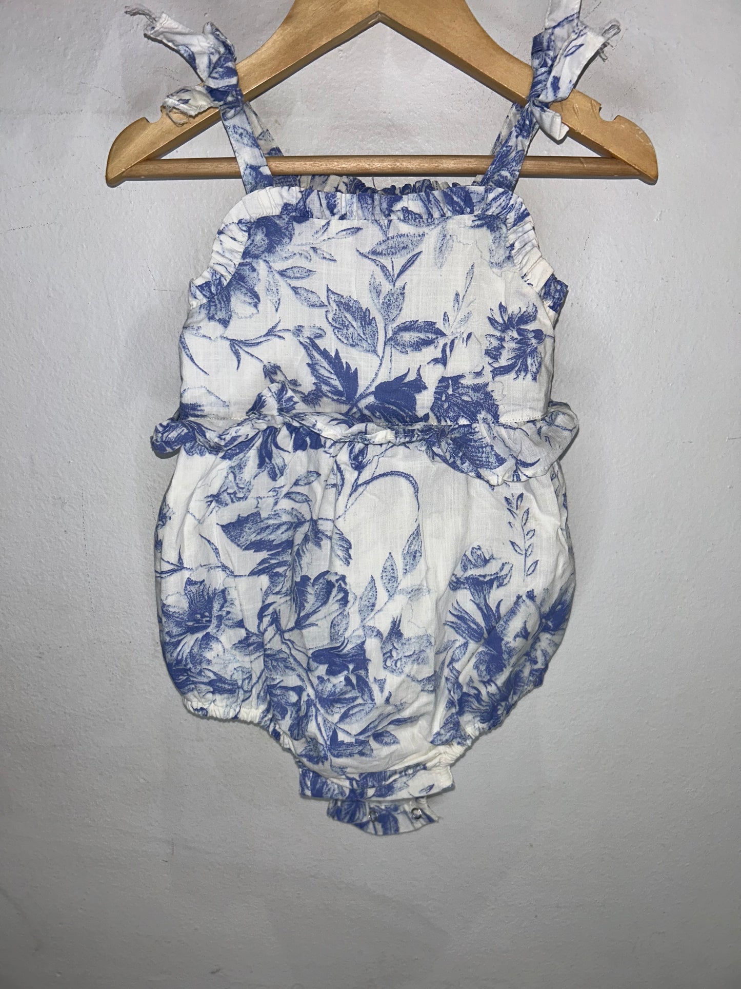 Toile shorty romper 18-24m