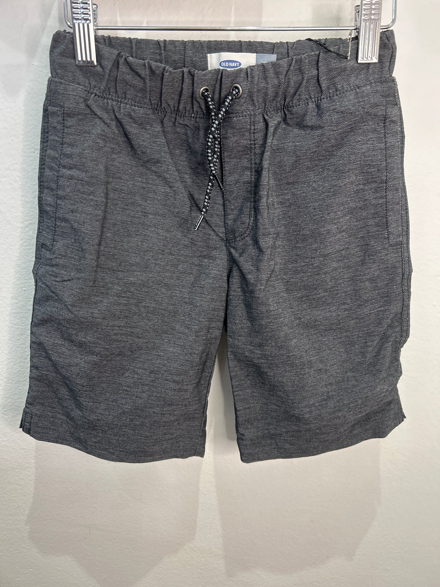 Grey dry fit style shorts 6-7y