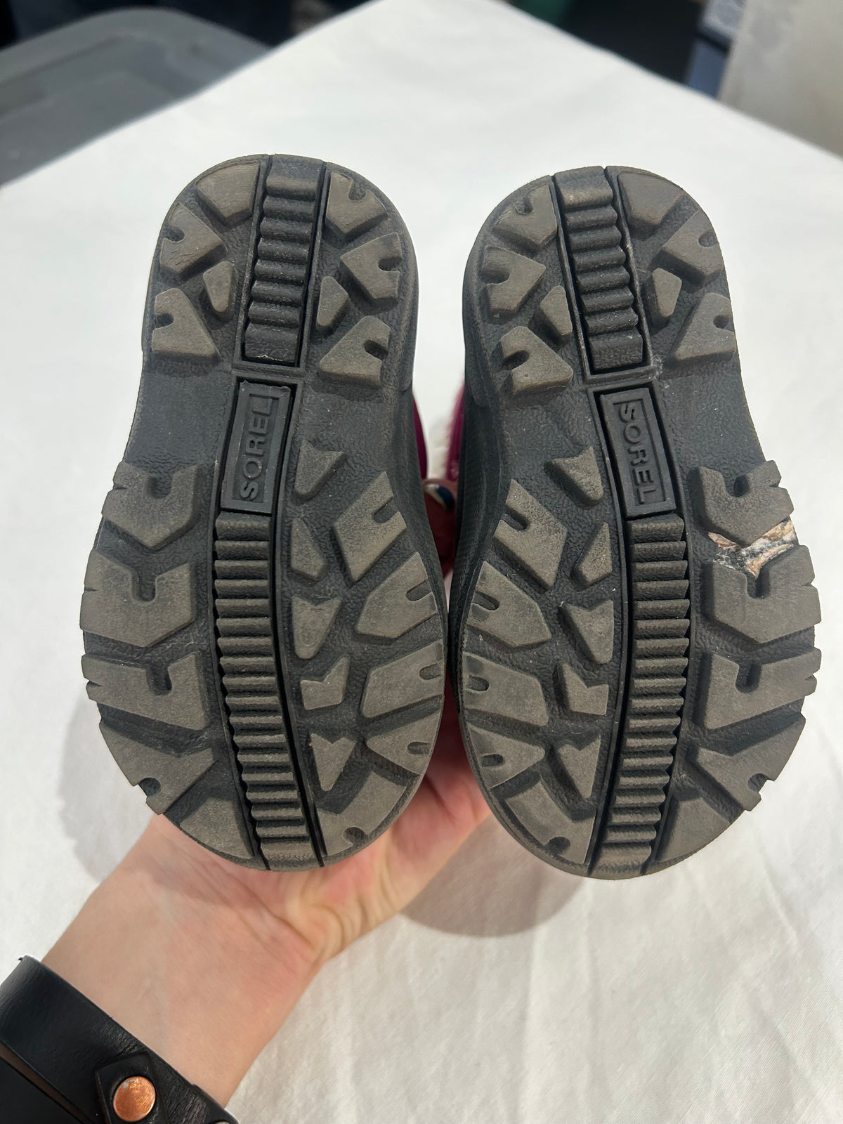 C7 pink Sorel winter boots