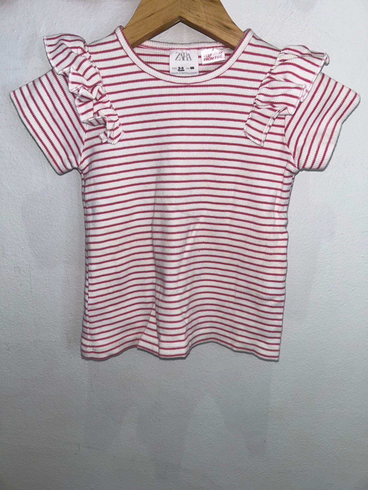 Pink striped ribbed tee 2-3y