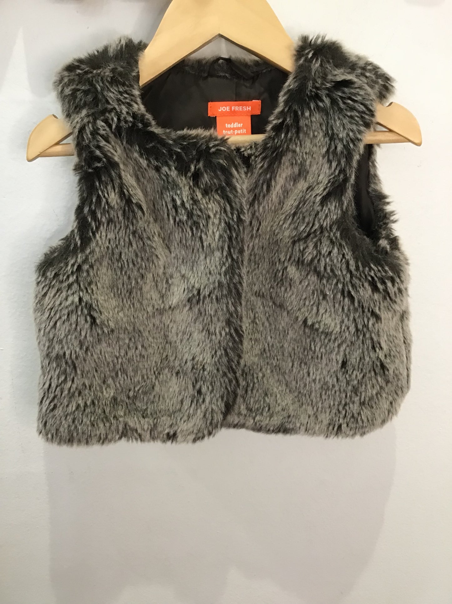 Brown furry vest 3y