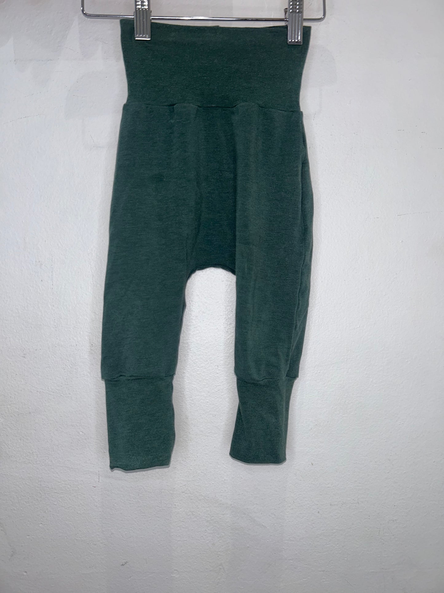 Pure Colour green pants 6-18m B