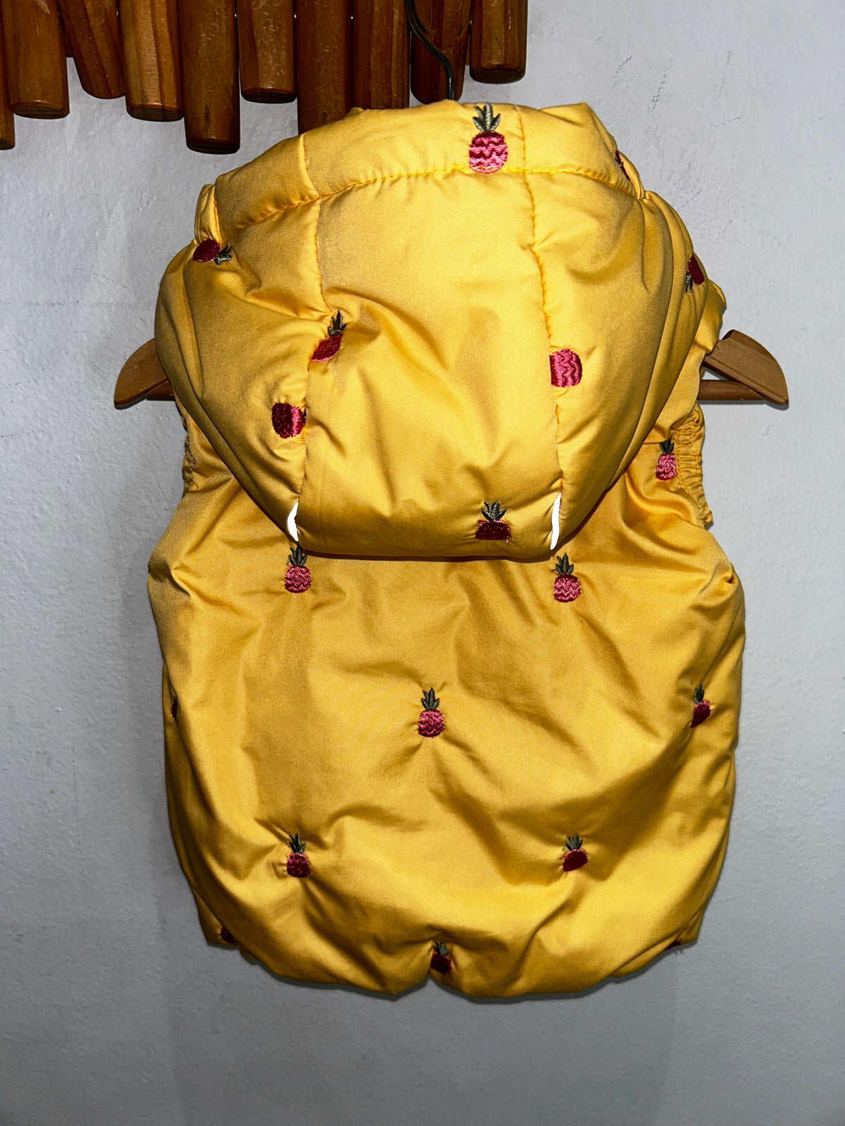 Souris Mini yellow puffer vest 9-12m