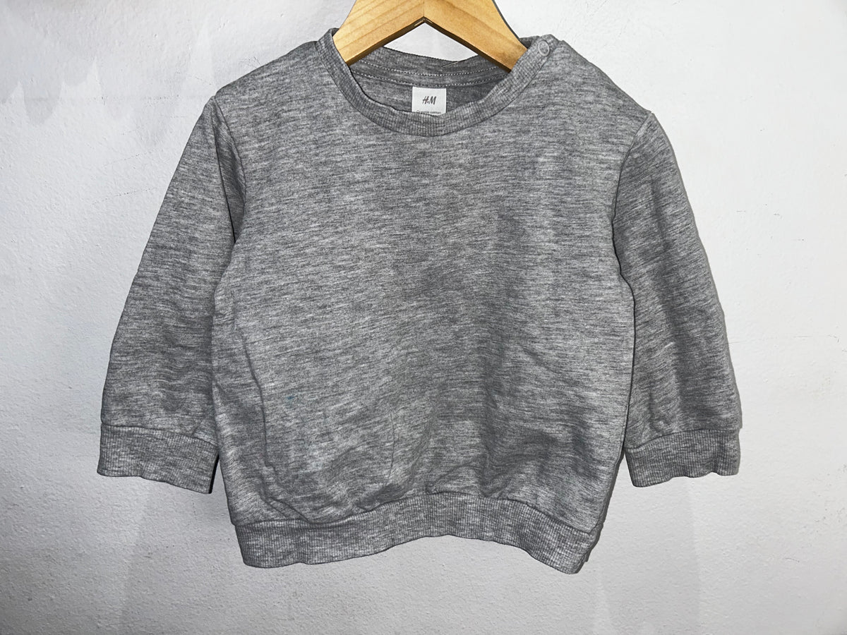 Basic grey pullover 12-18m