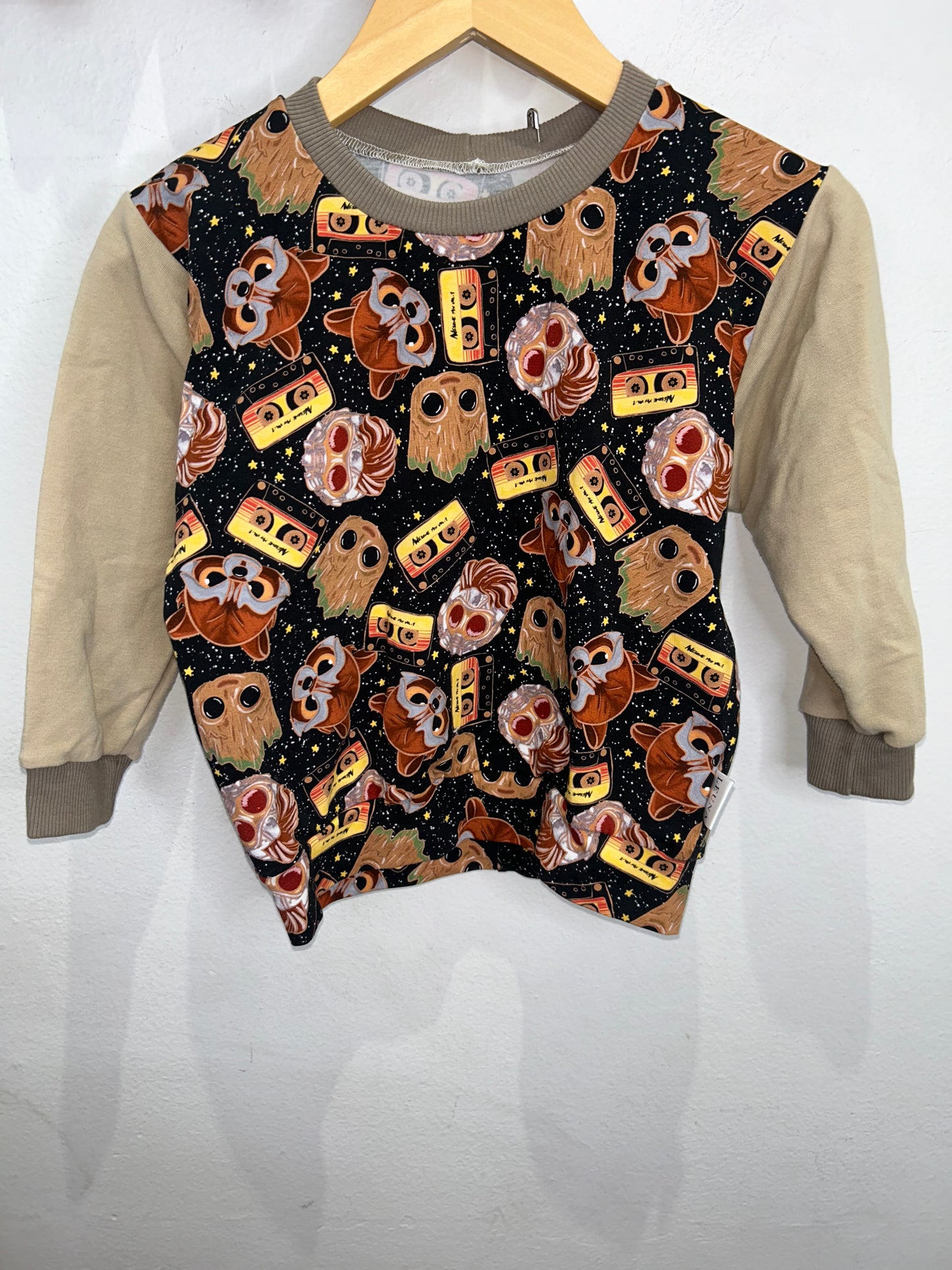 Groot small shop pullover 3y