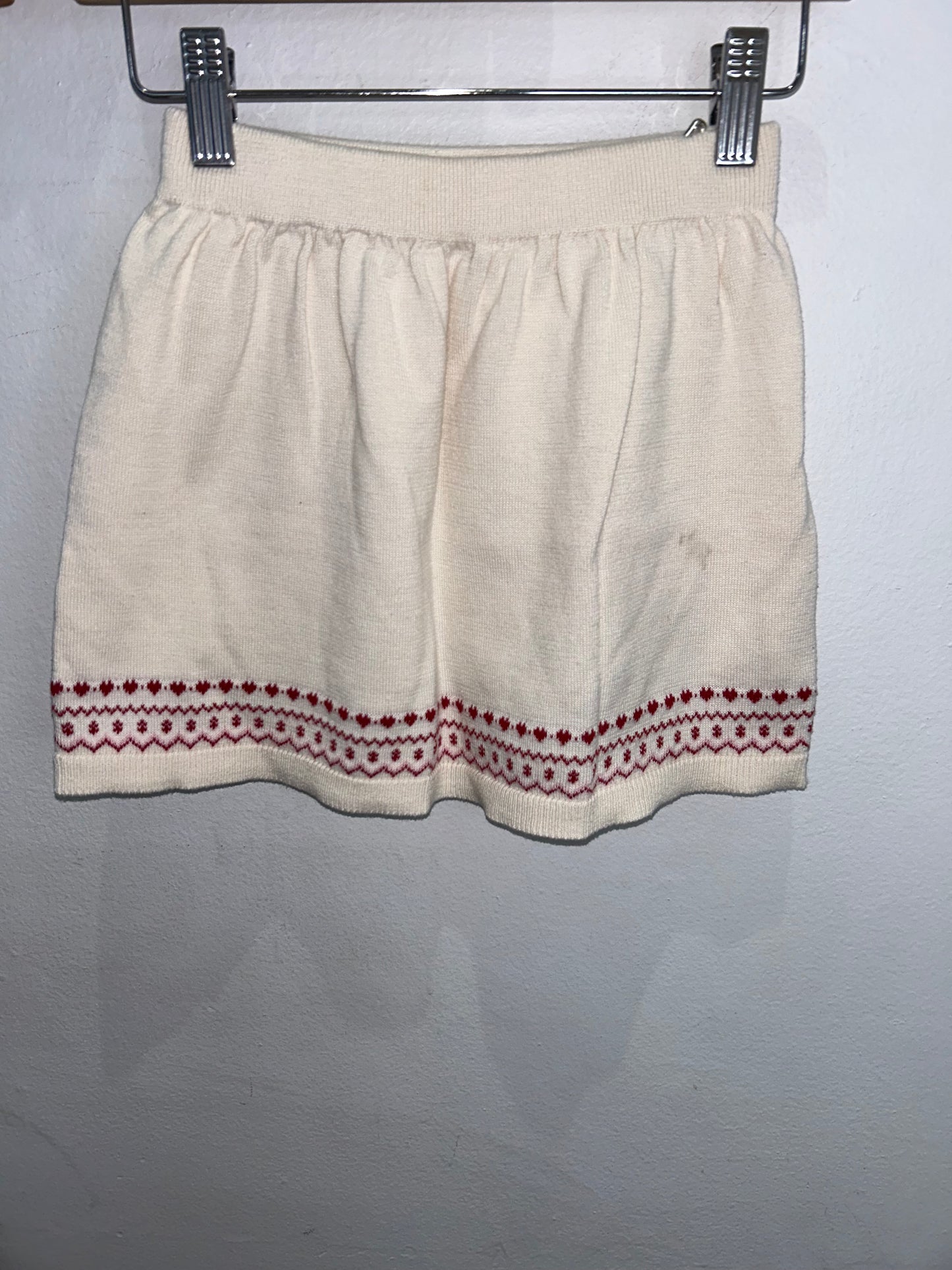 Cream sweater skirt 6-7y