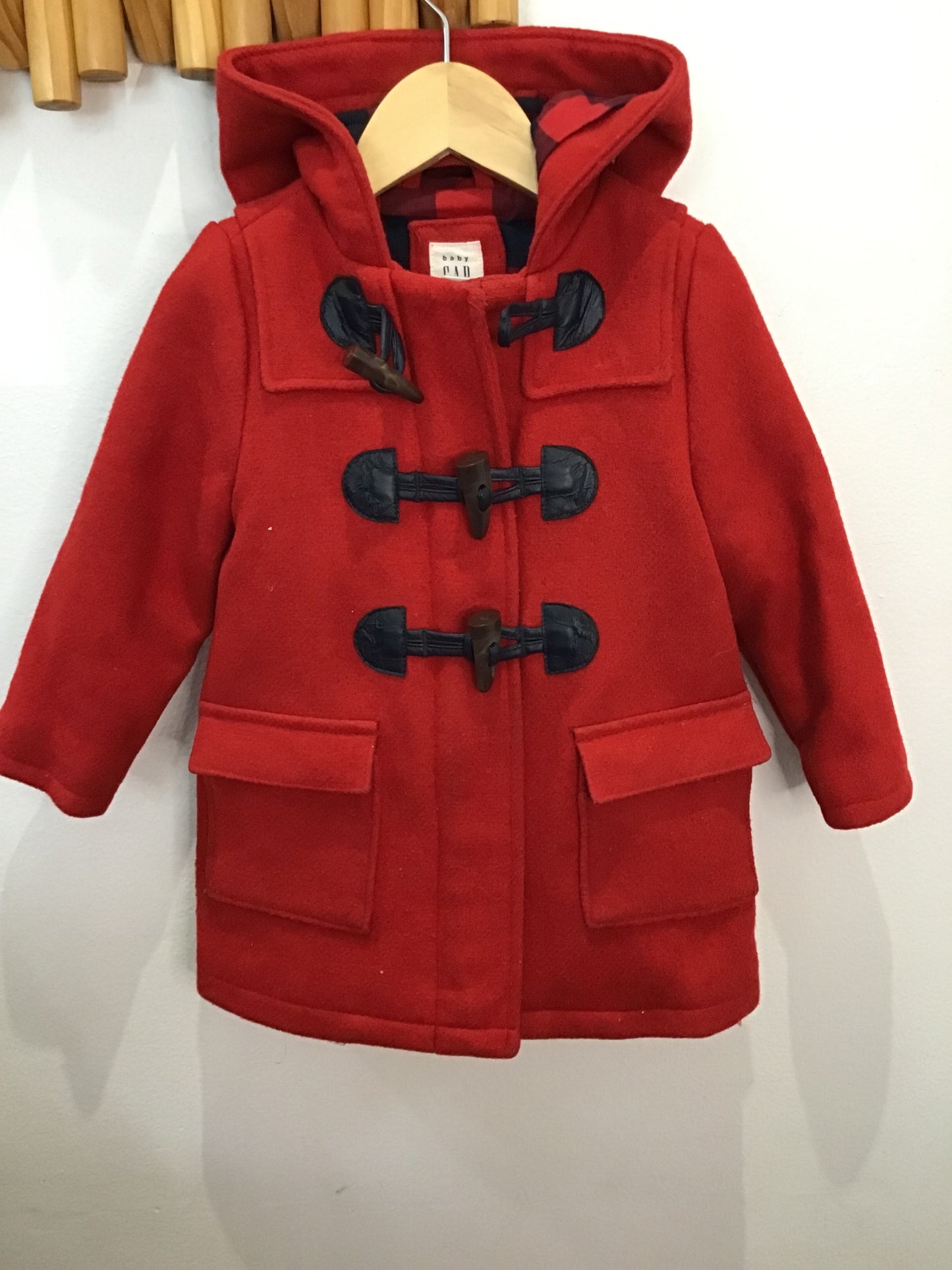 Red coat 2y