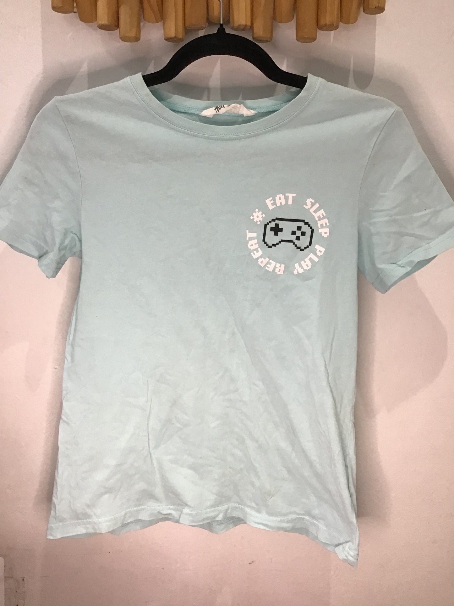 Tee eat sleep game 10-12y