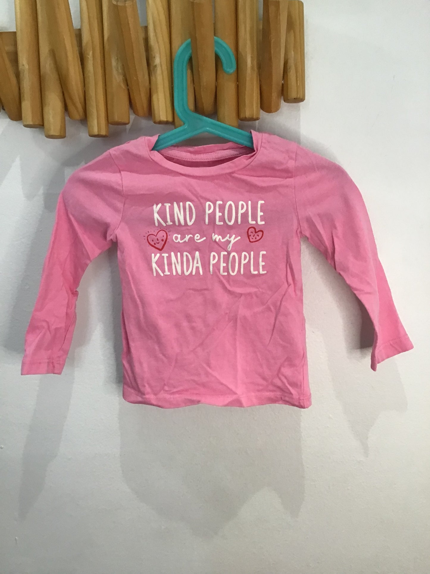 Tee kind people 2y