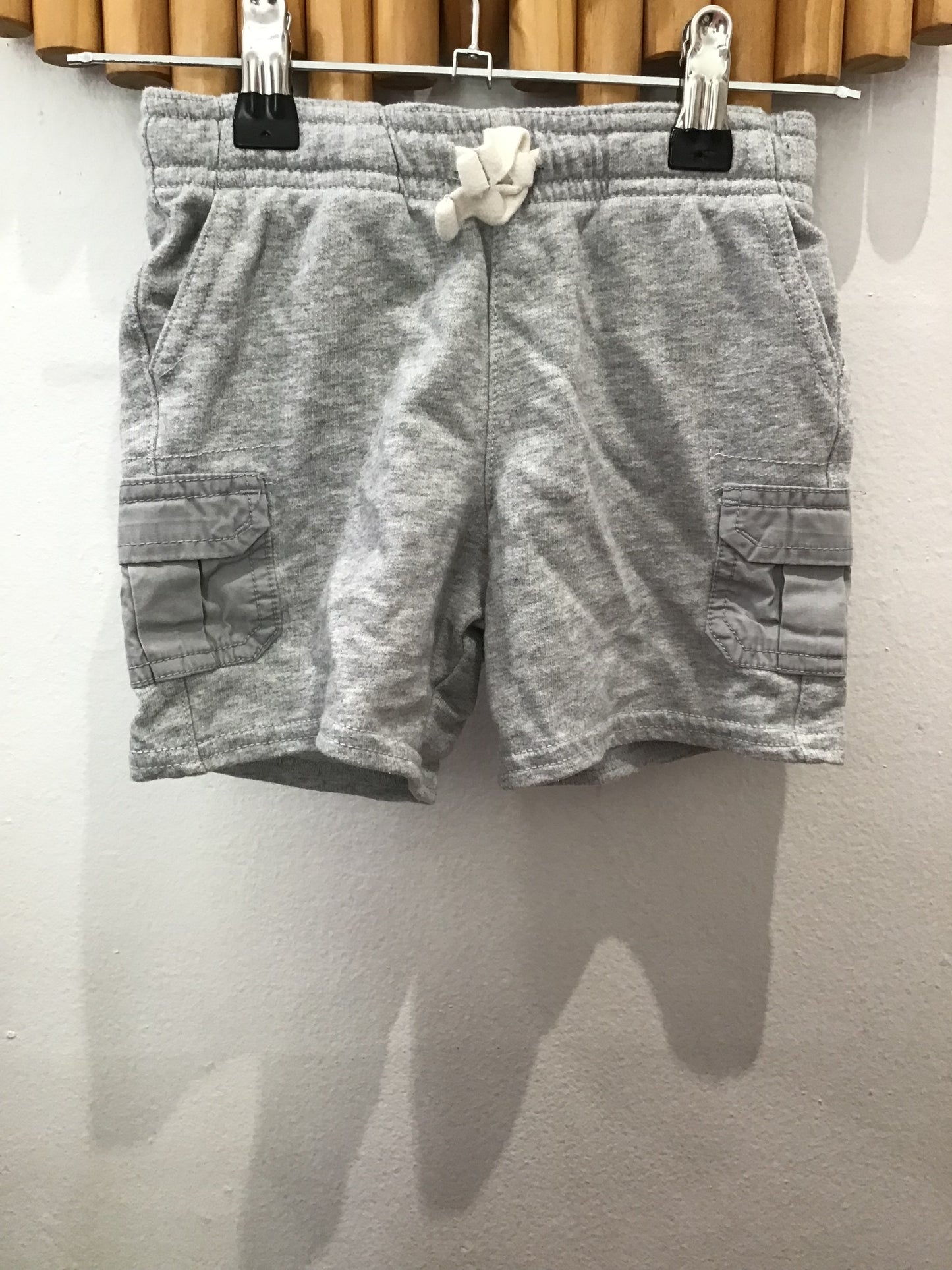 Grey pocket jogger shorts 24m