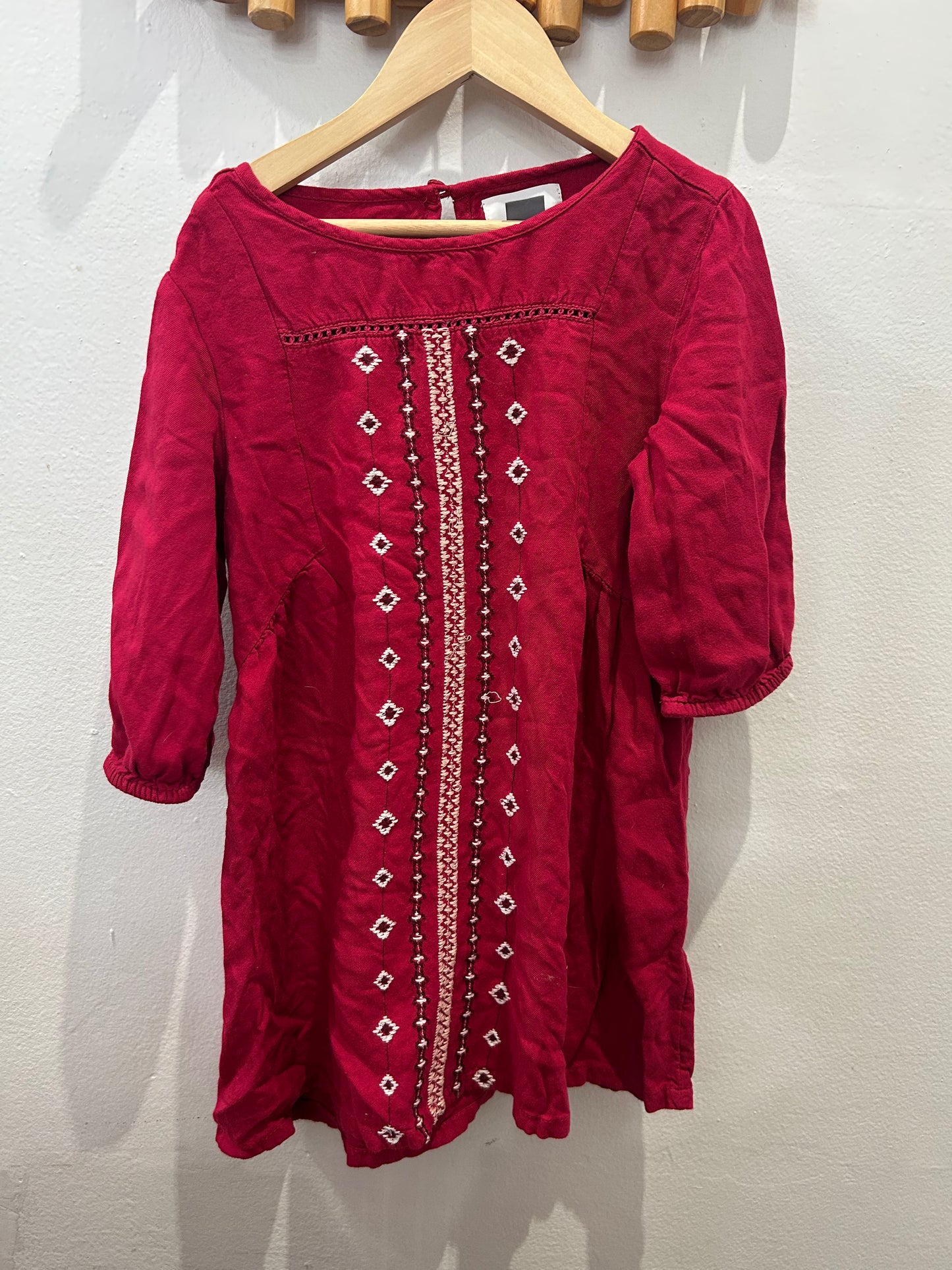 Dress- magenta embroider 6-7y