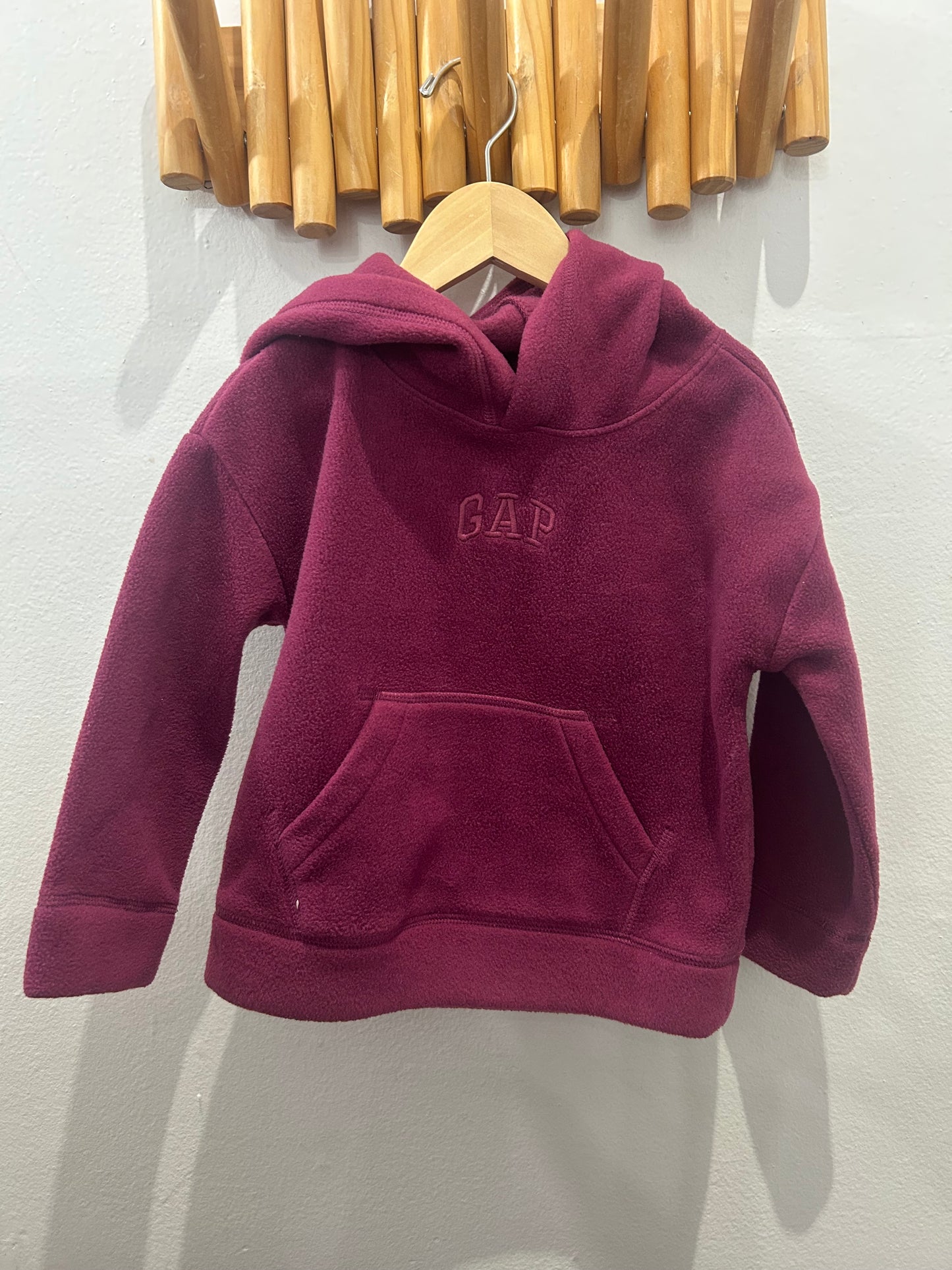 Sweater maroon fleece GAP hoodie 3y