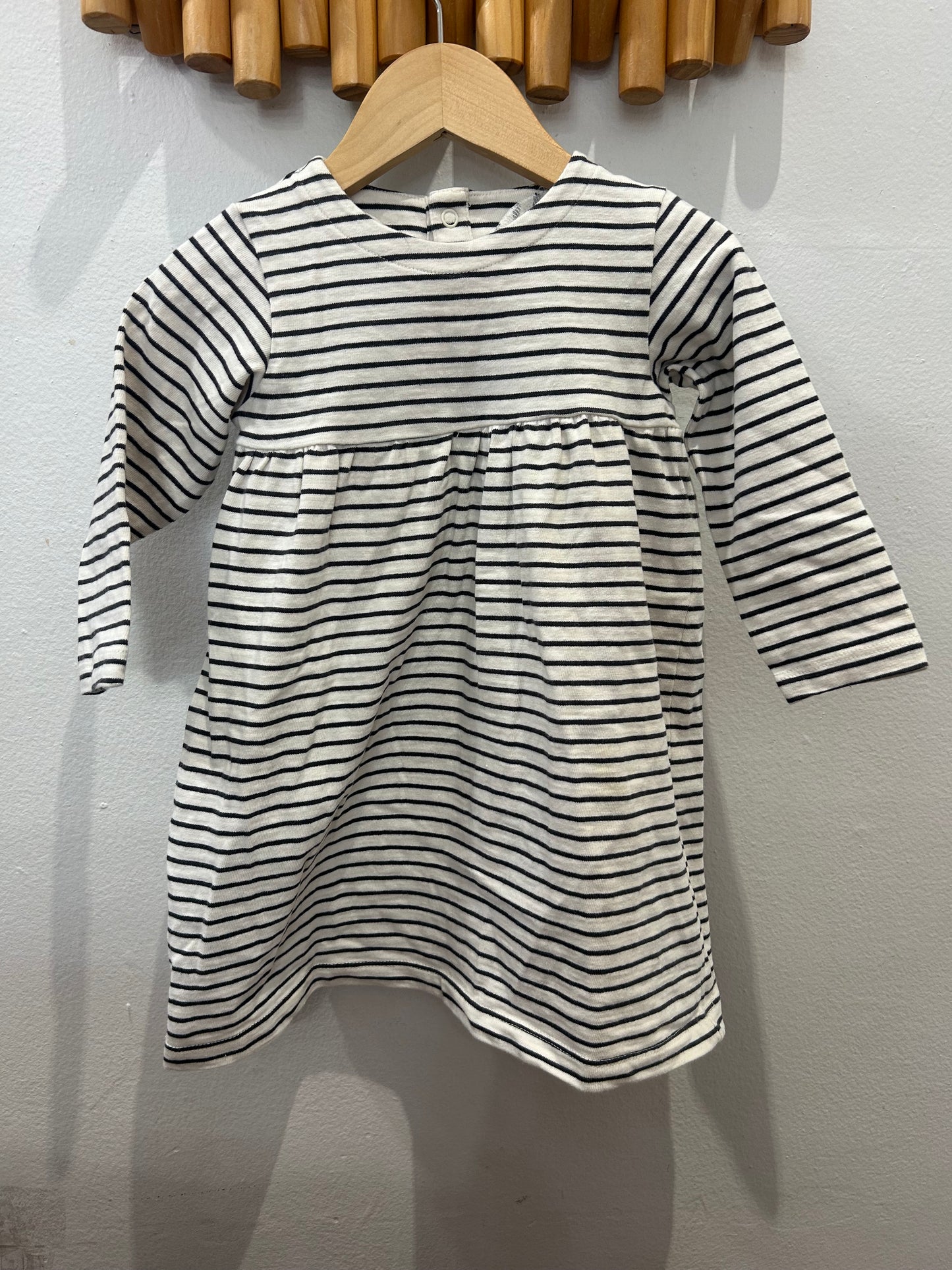 Dress thick striped 24m