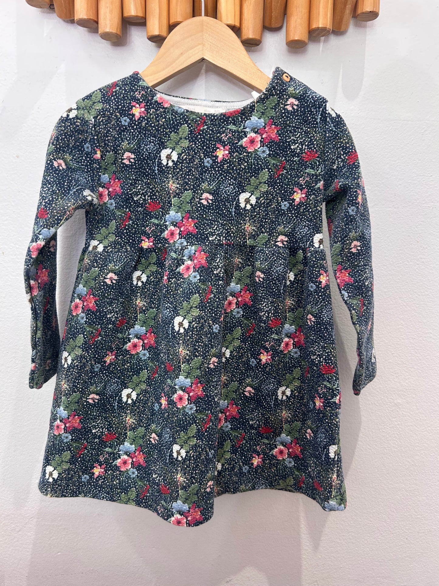Dress dark texture garden 2-3y