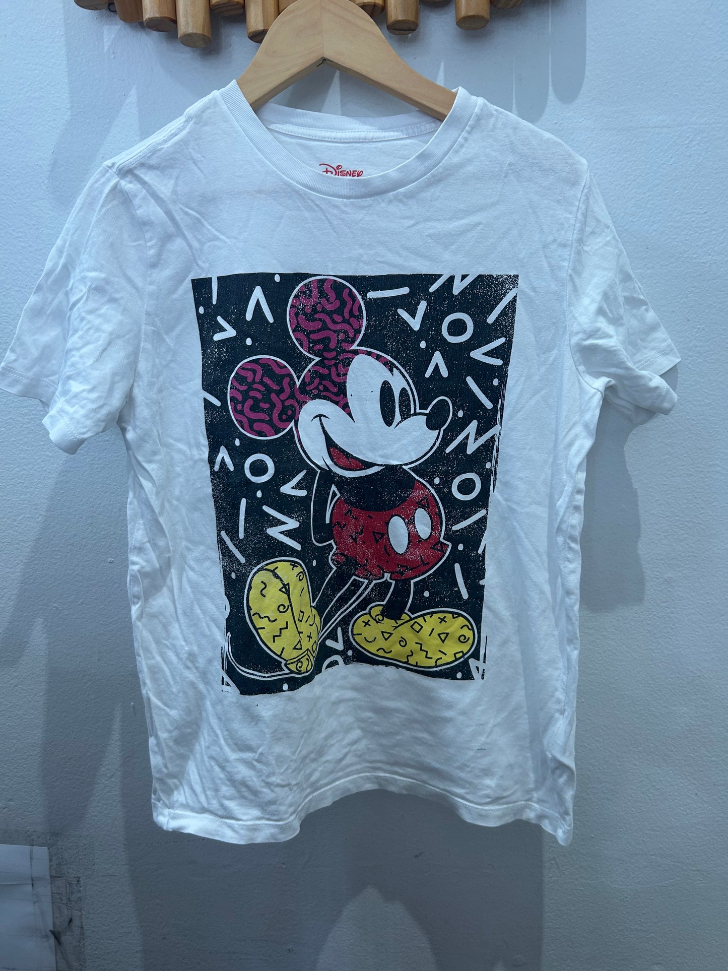 Mickey white tee 8y