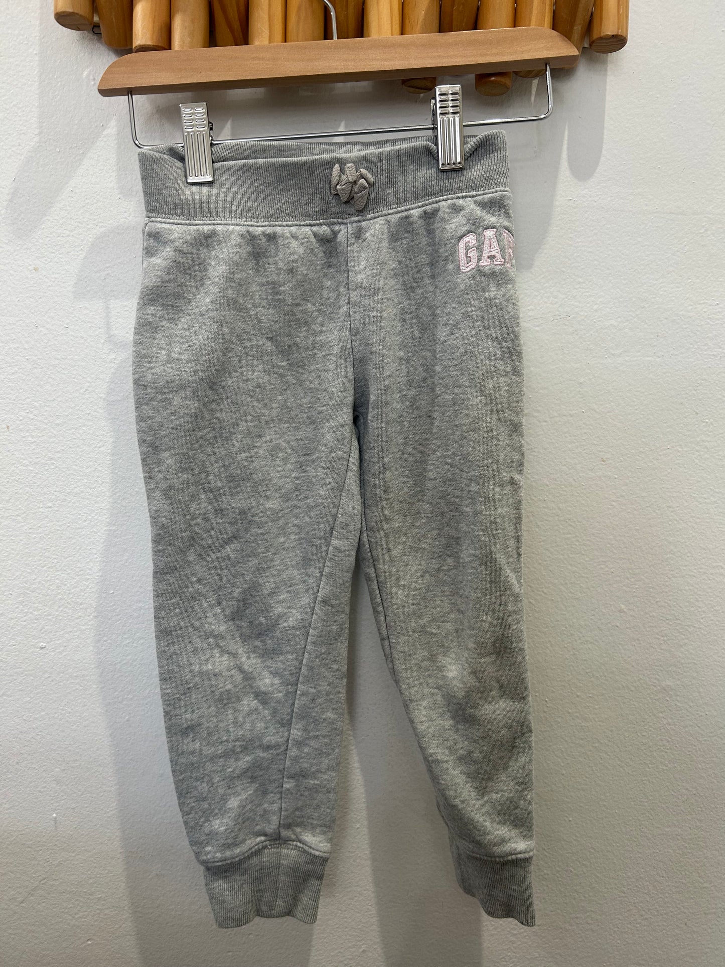 Pants pink logo joggers 4y