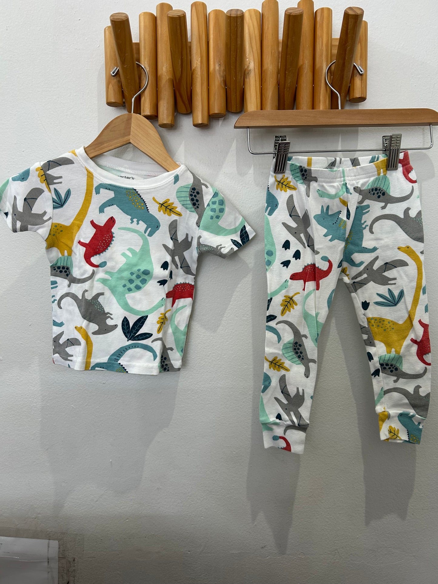 Pyjamas all the dinos 2y