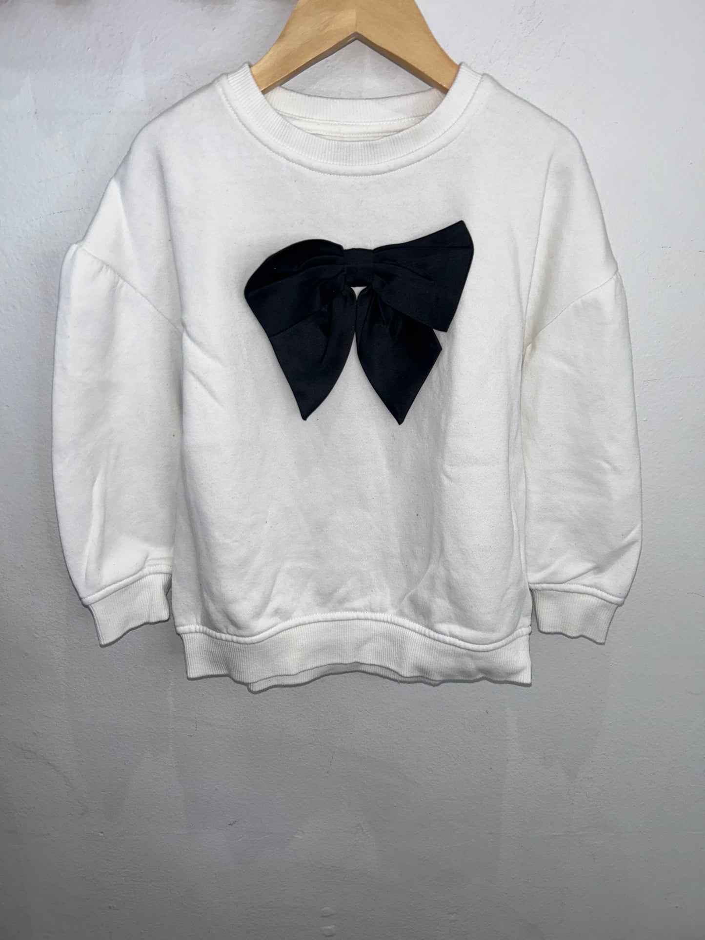Satin bow pullover 4-5y