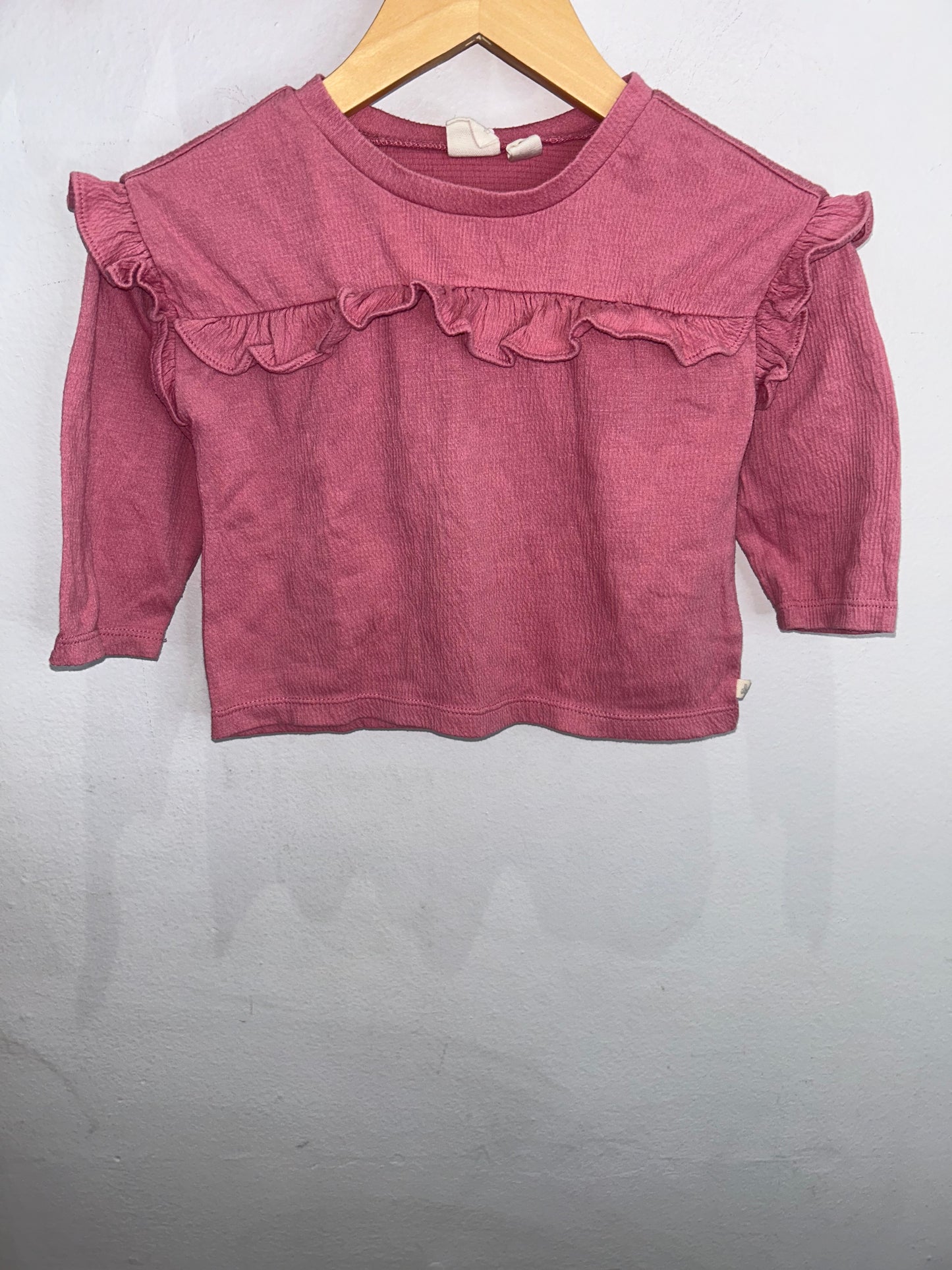 Pink frilly blouse 12-18m