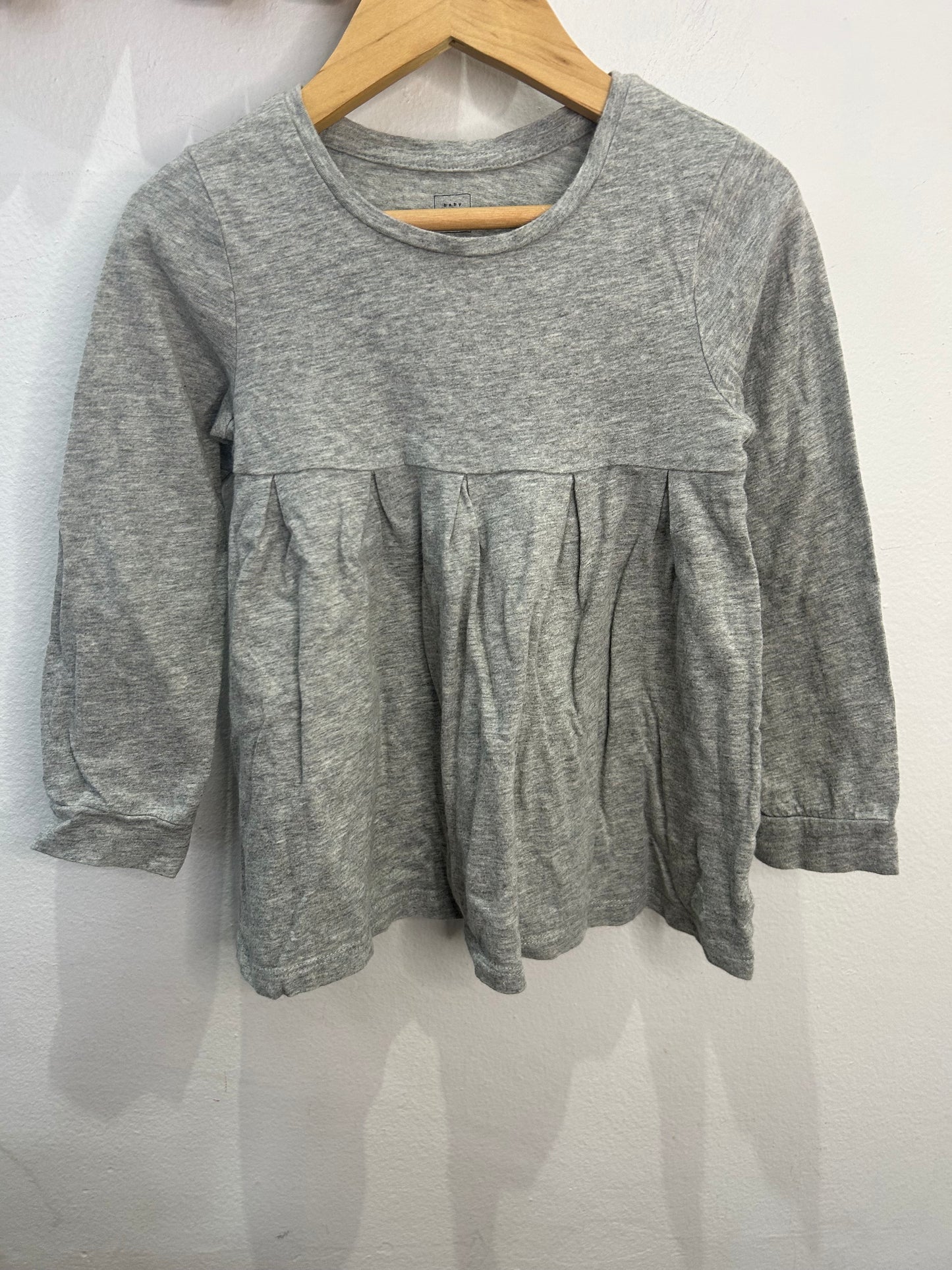 Grey longsleeve dress 4y