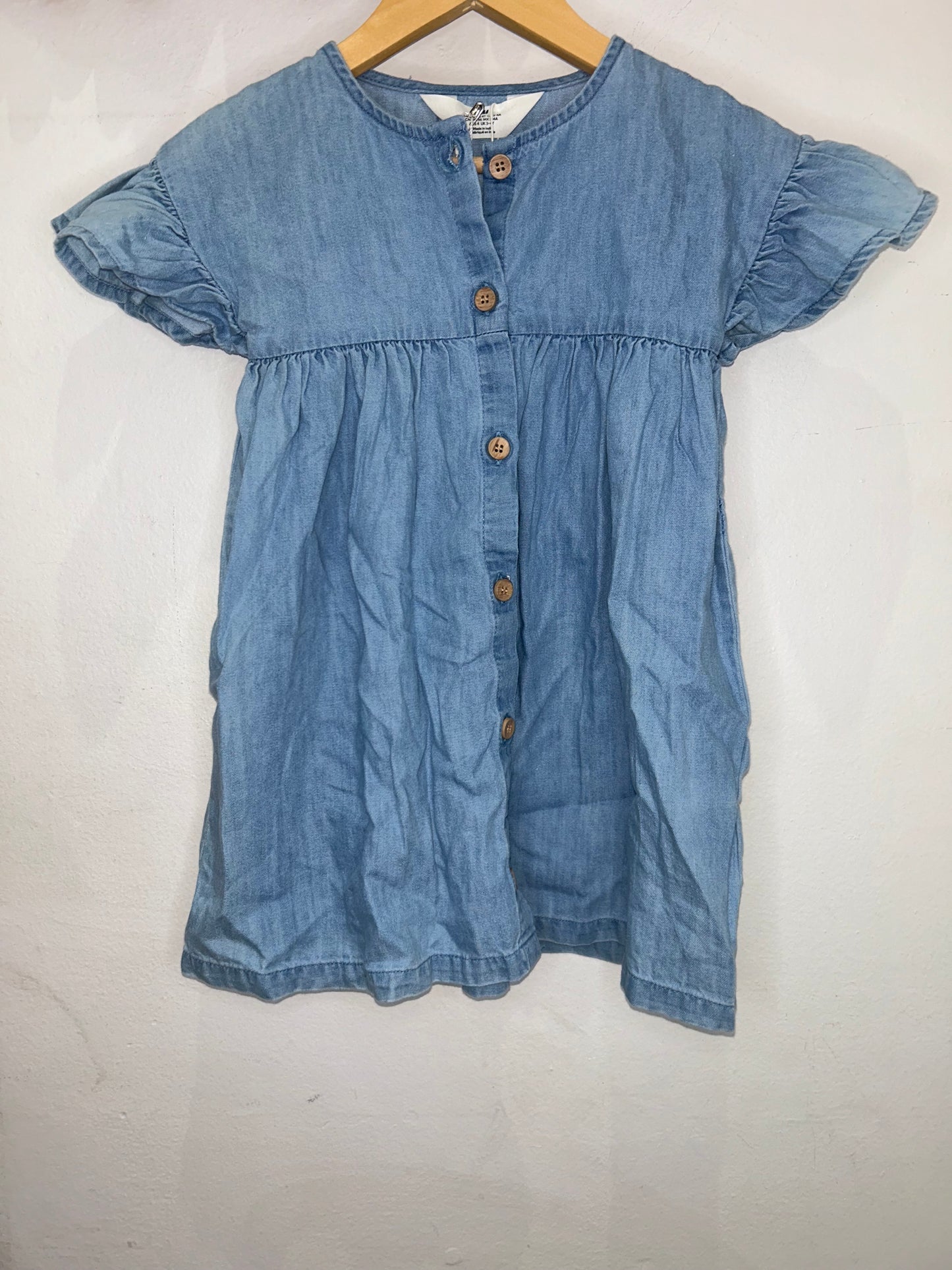 Chambray buttons dress 3-4y NEW