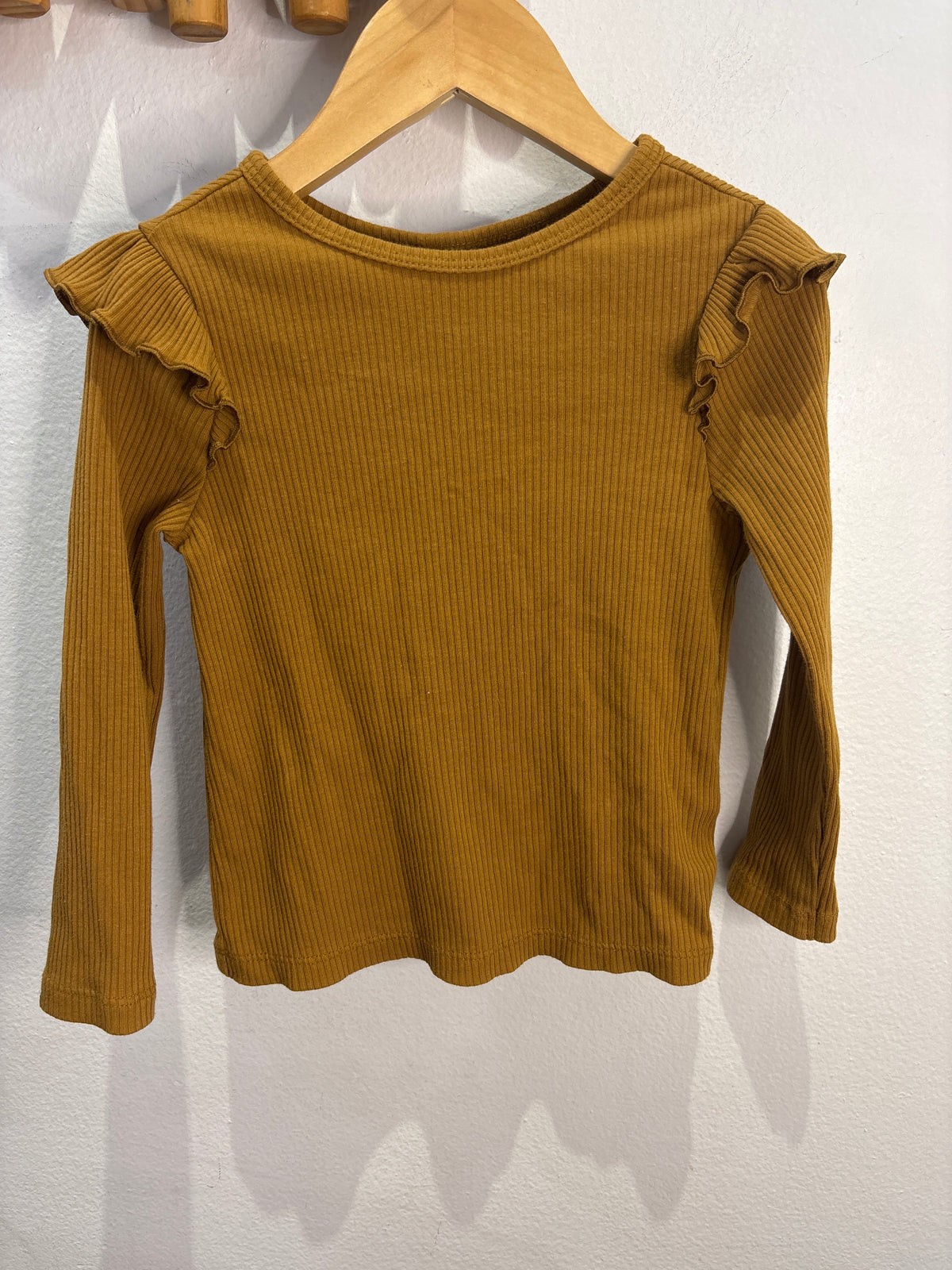 Brown ribbed longsleeve 2y