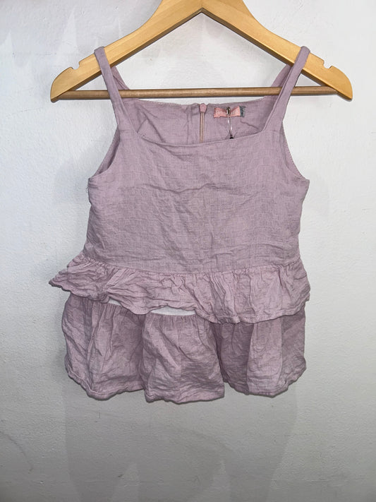 Ruffles tee 7-8y