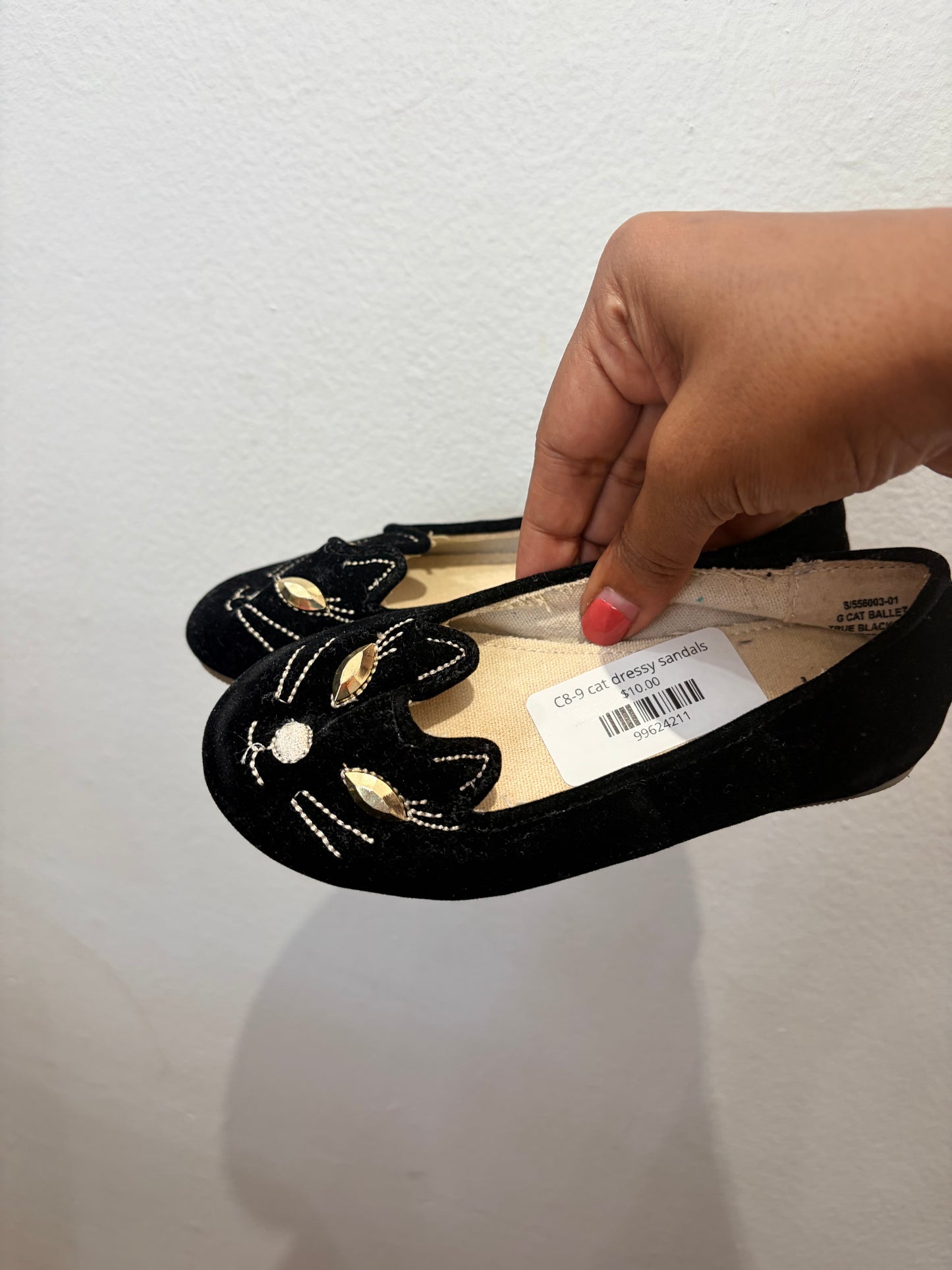 C8-9 cat dressy sandals