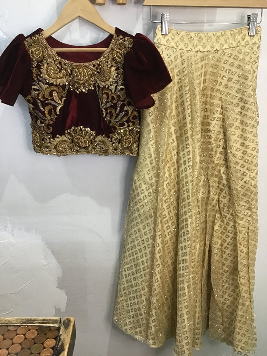 Red and gold lehenga 8-12y