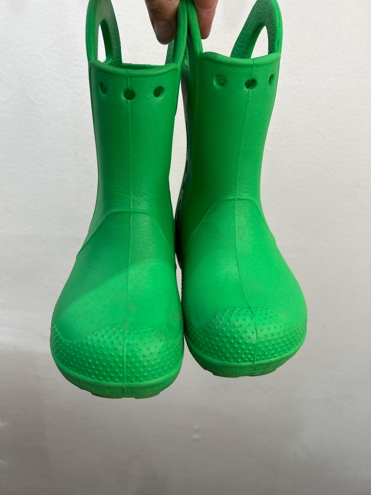 C10 green Crocs rainboots
