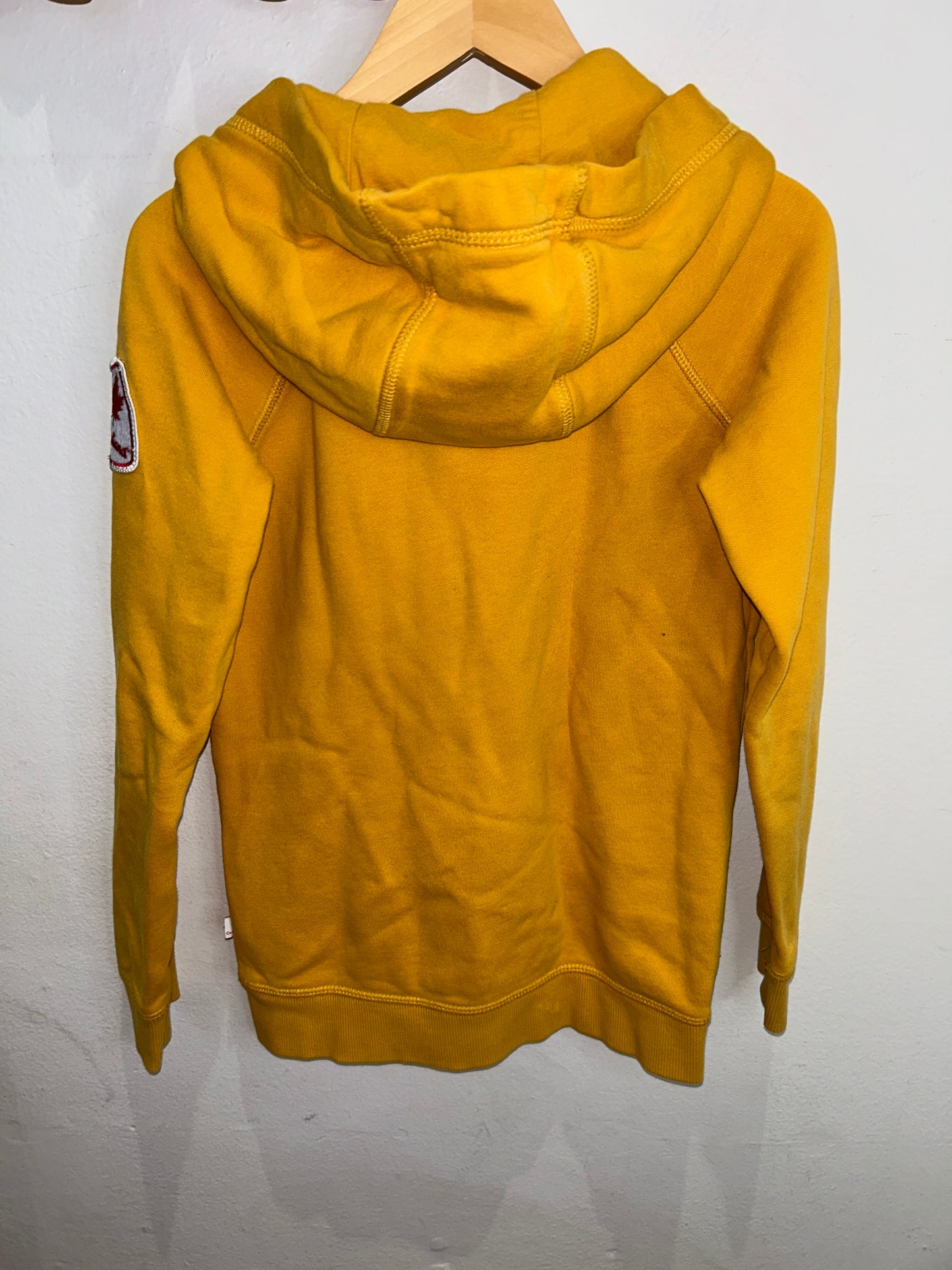 Mustard Canada sweatshirt 7-8y