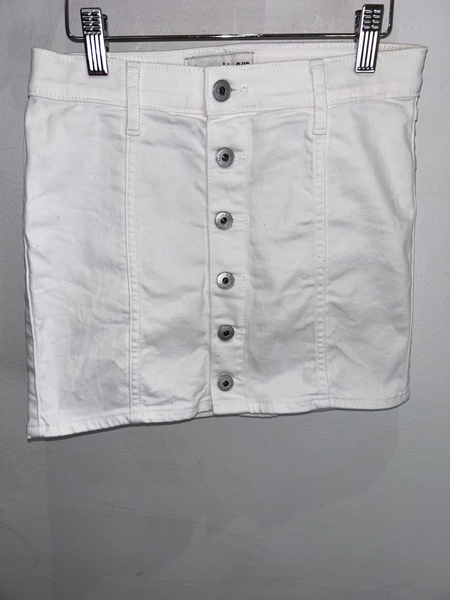White denim skirt 9-10y