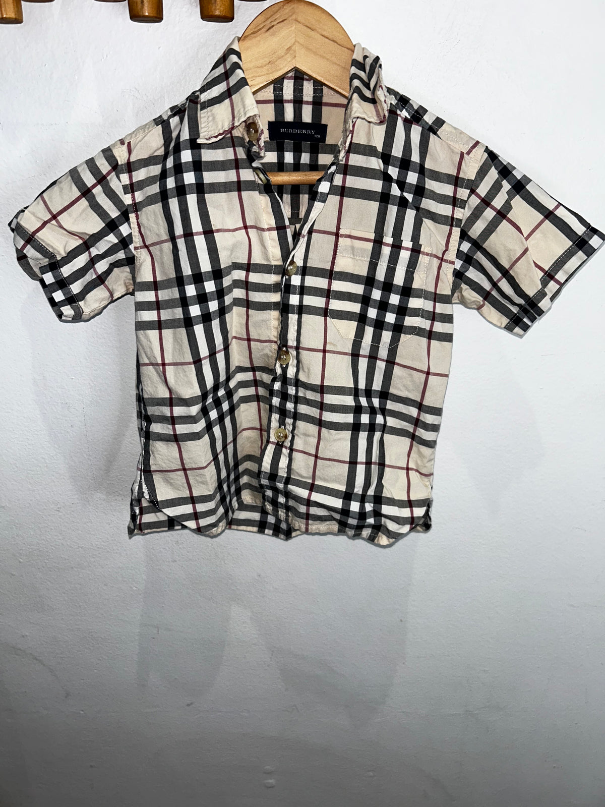 Burberry shirt 12m