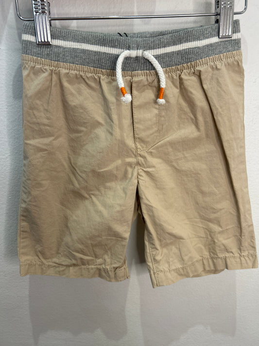 Grey waist beige shorts 5y